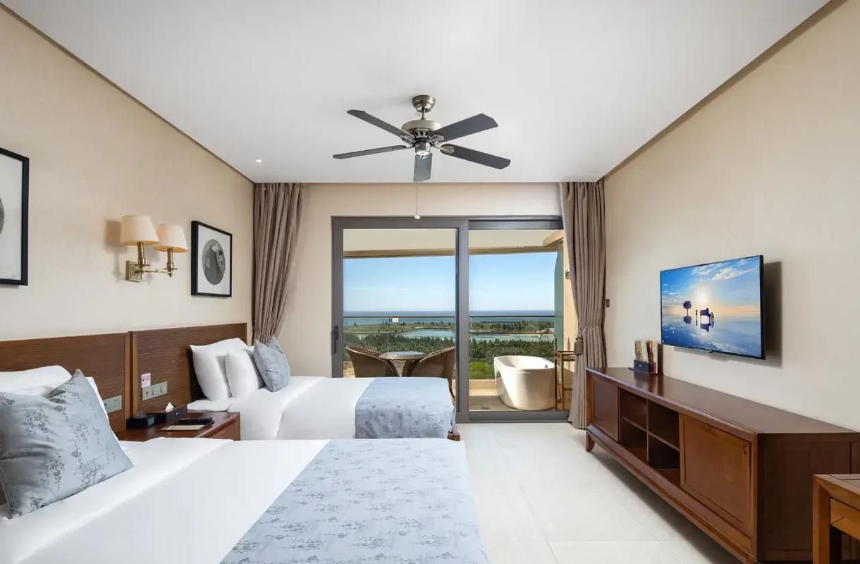 Luxury Sea View Twin Room