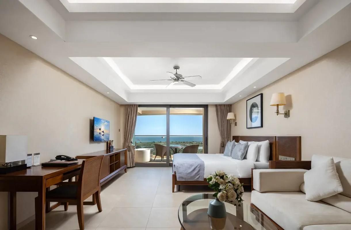 Deluxe Sea View Apartment