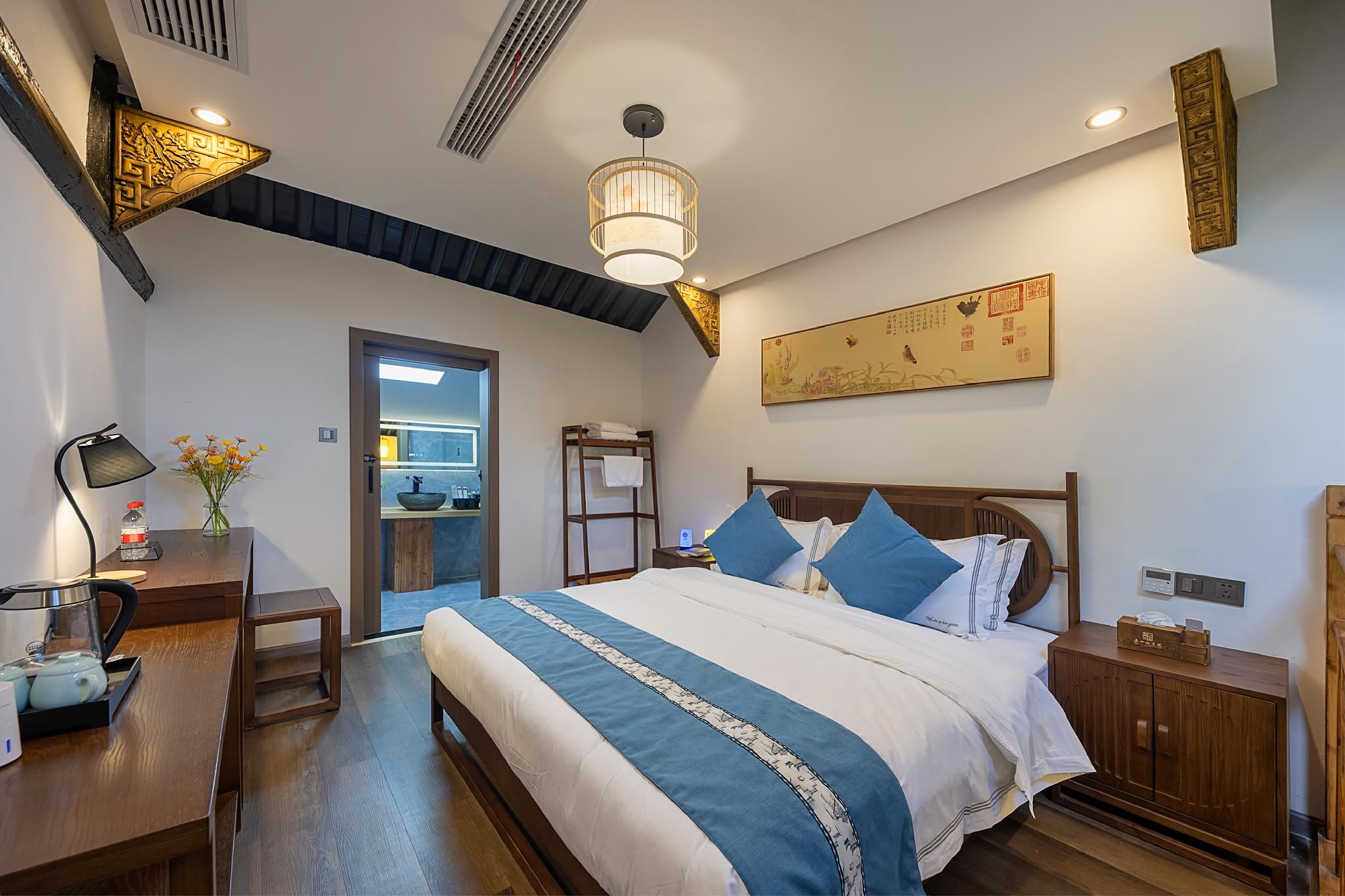 Suite Room