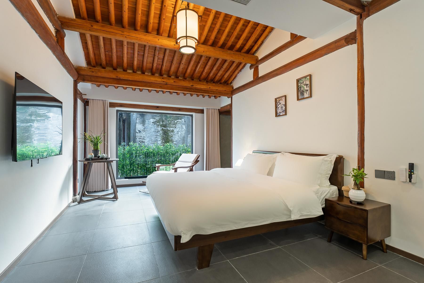 Grand Single Room