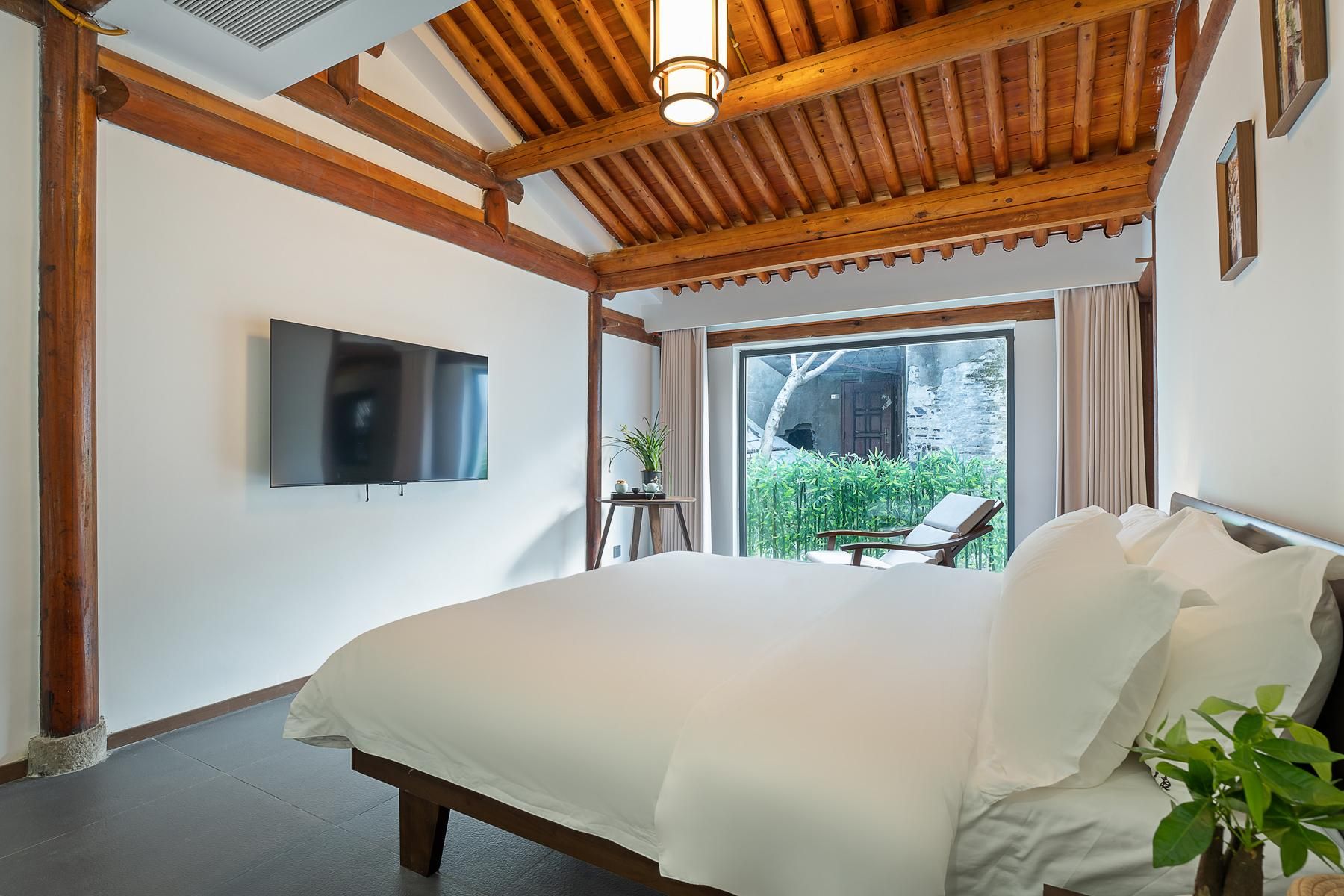 Grand Single Room