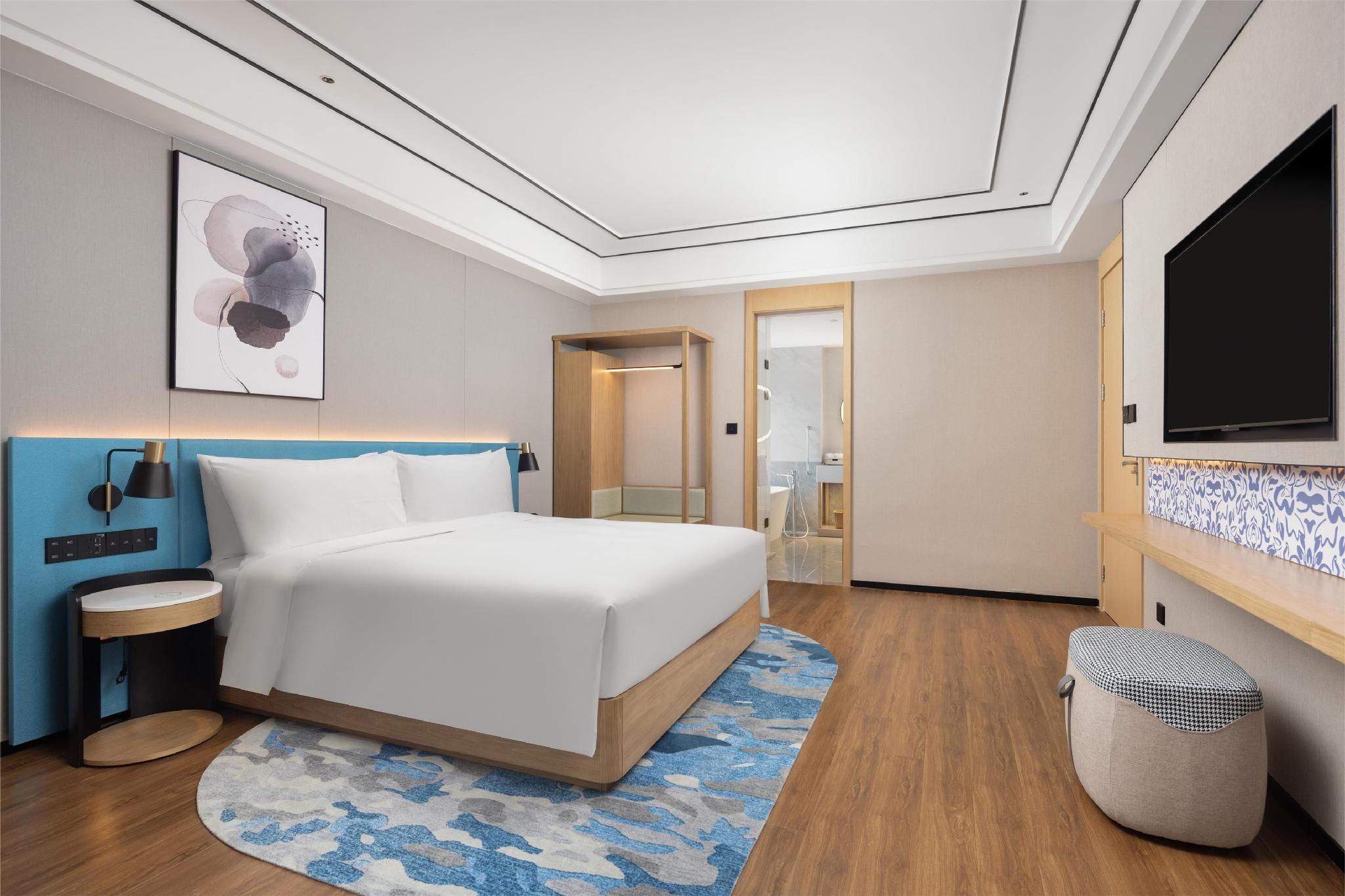 King Deluxe Suite