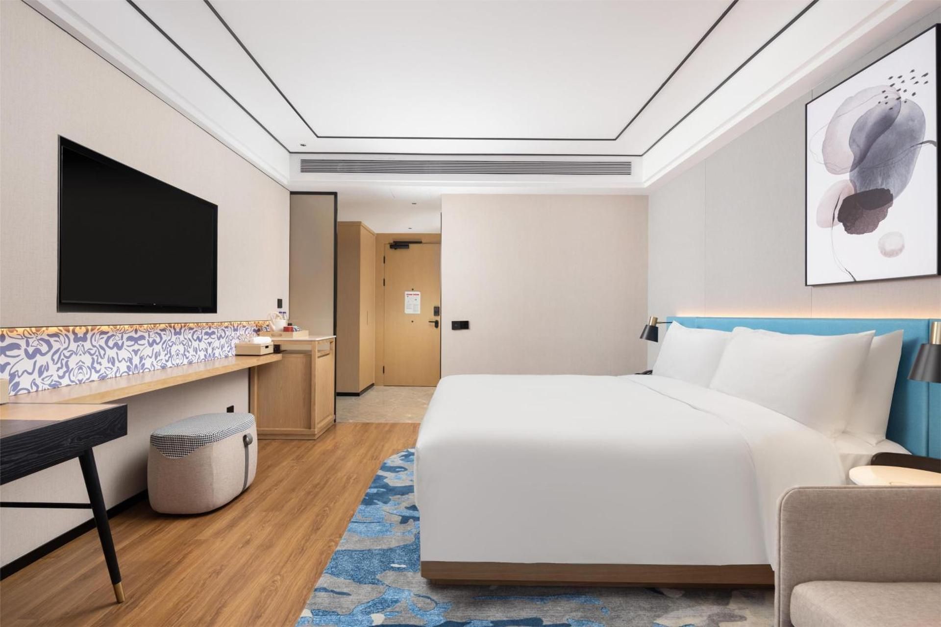 King Room - Mobility Accessible