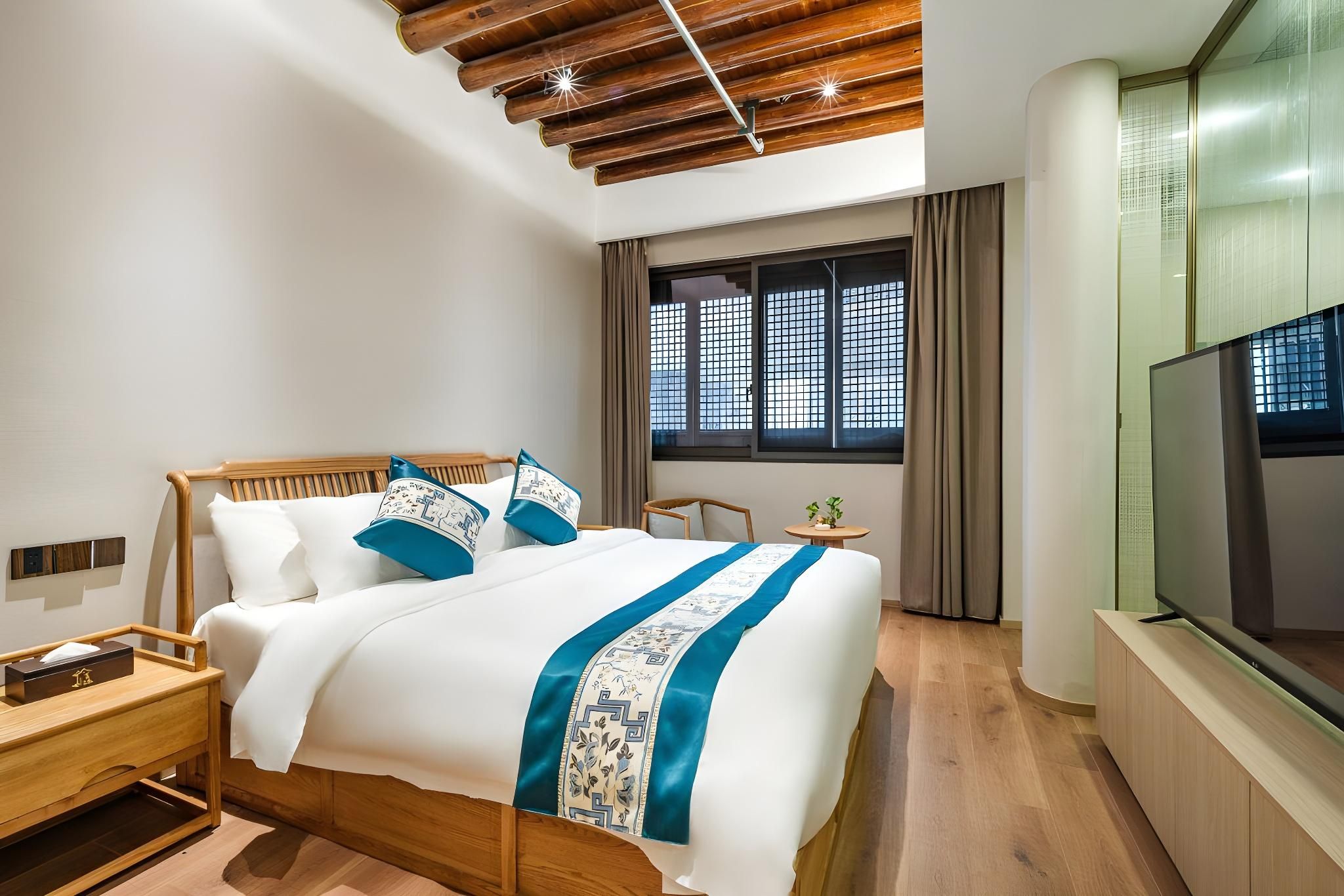 Superior King Bed Room