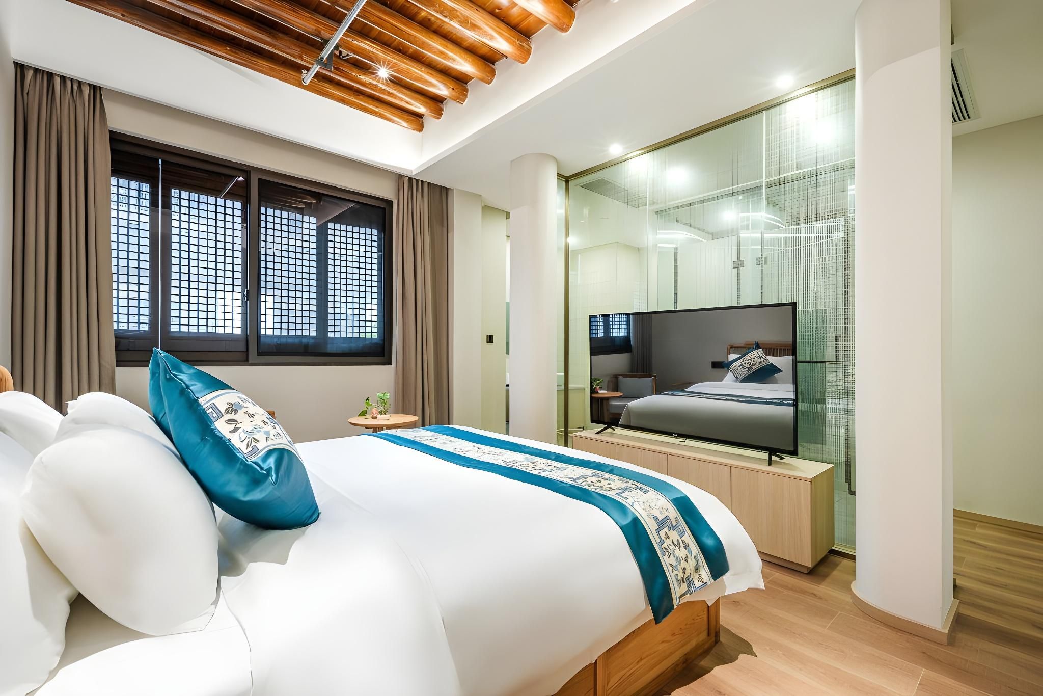 Superior King Bed Room