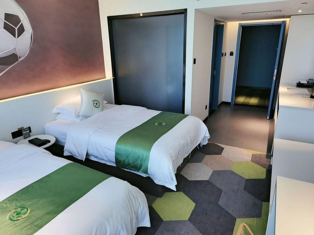 Standard Lake-view Twin Room