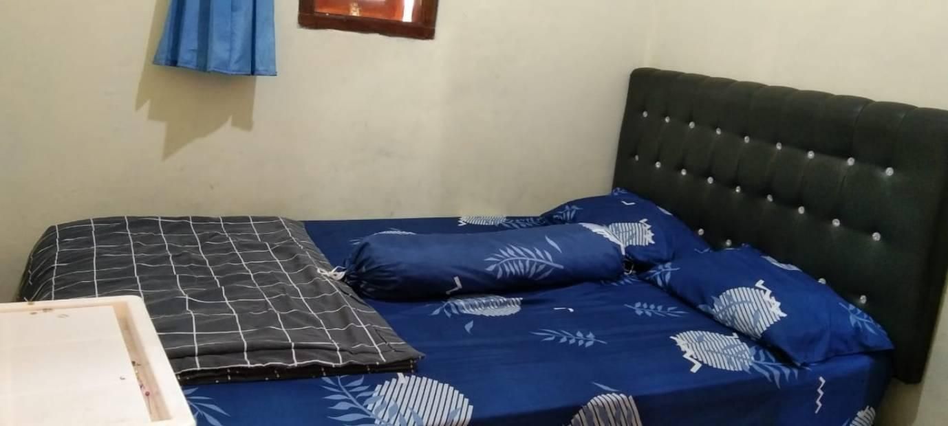 Standard Fan Room