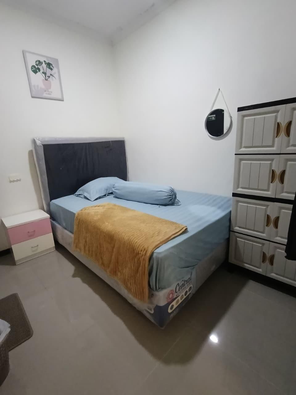 Queen Room