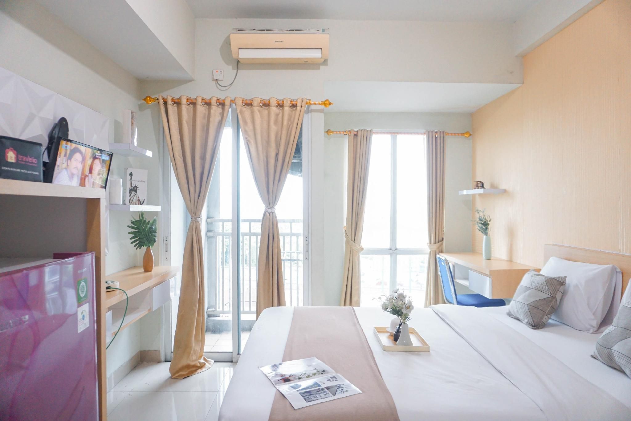 Cozy Stay Studio at Grand Dhika City By Travelio