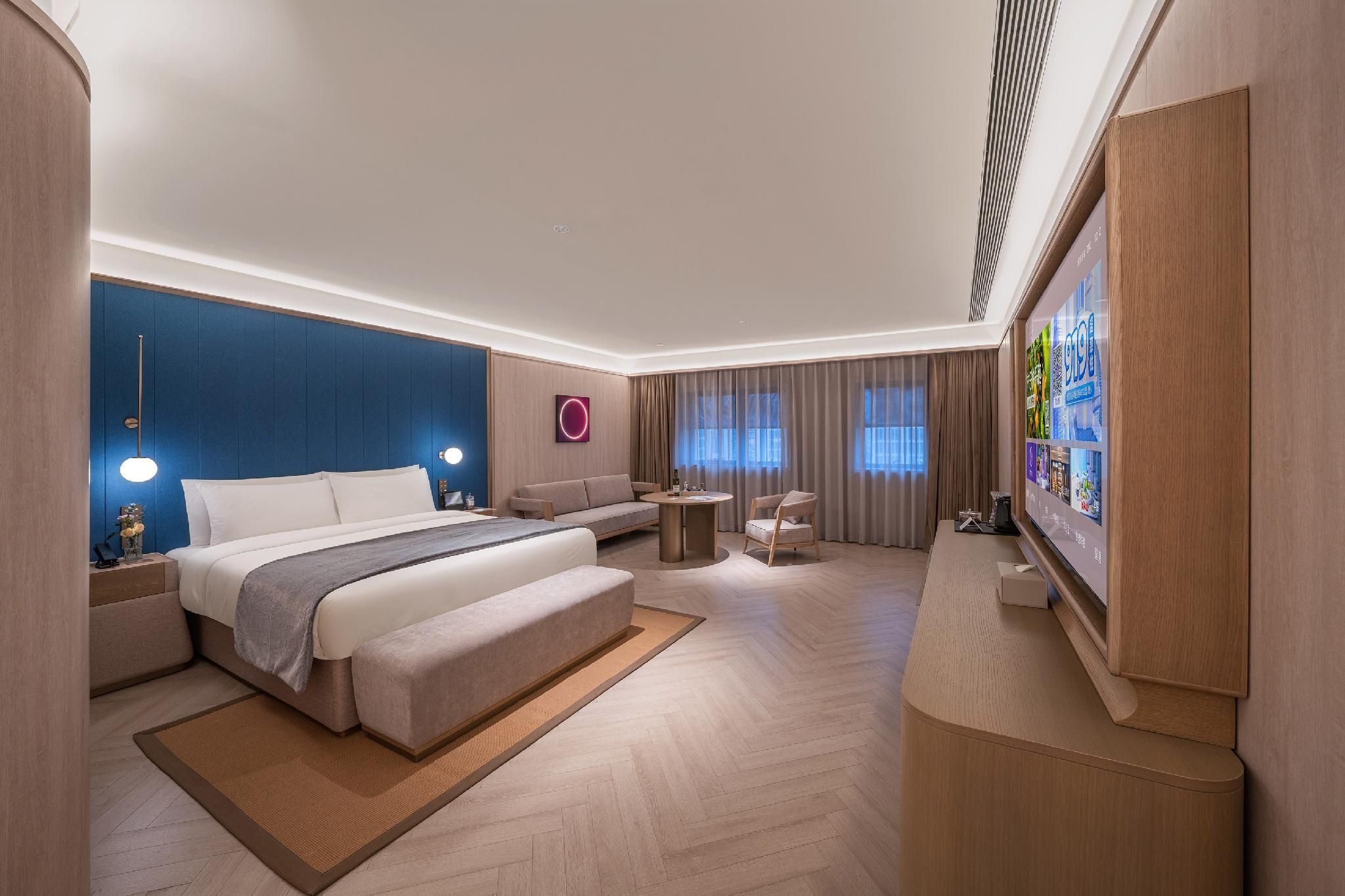 Huazhu - Executive Bed Room