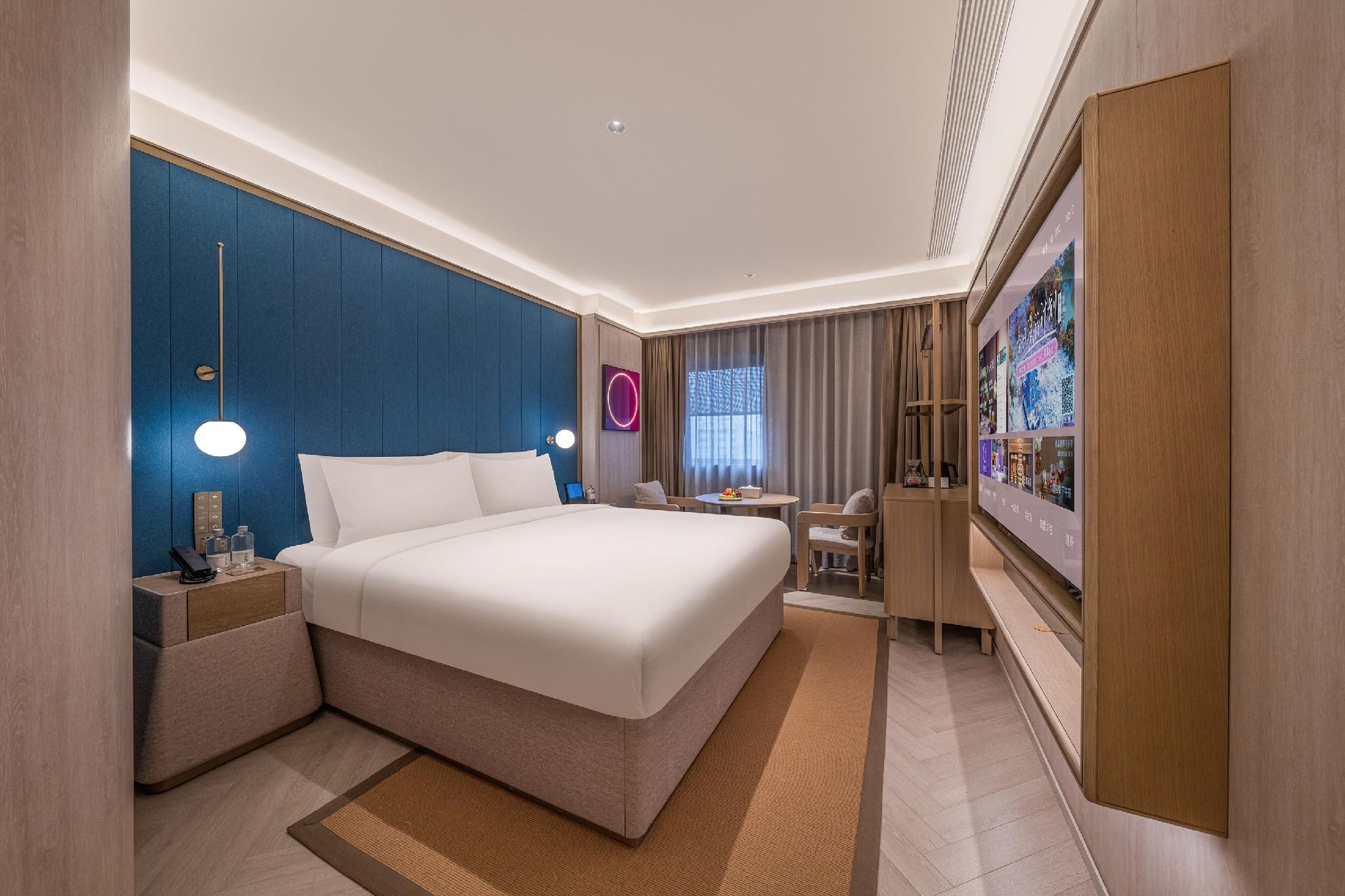 Superior Room Queen