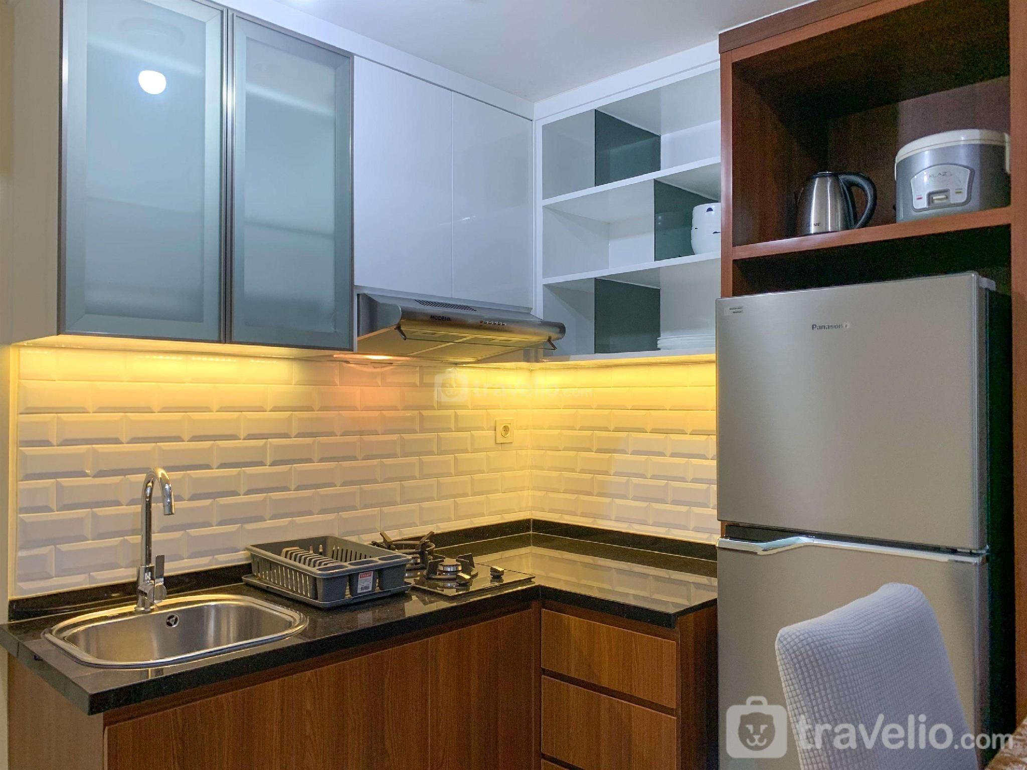 Spacious 3BR Apt at M-Town Residence By Travelio