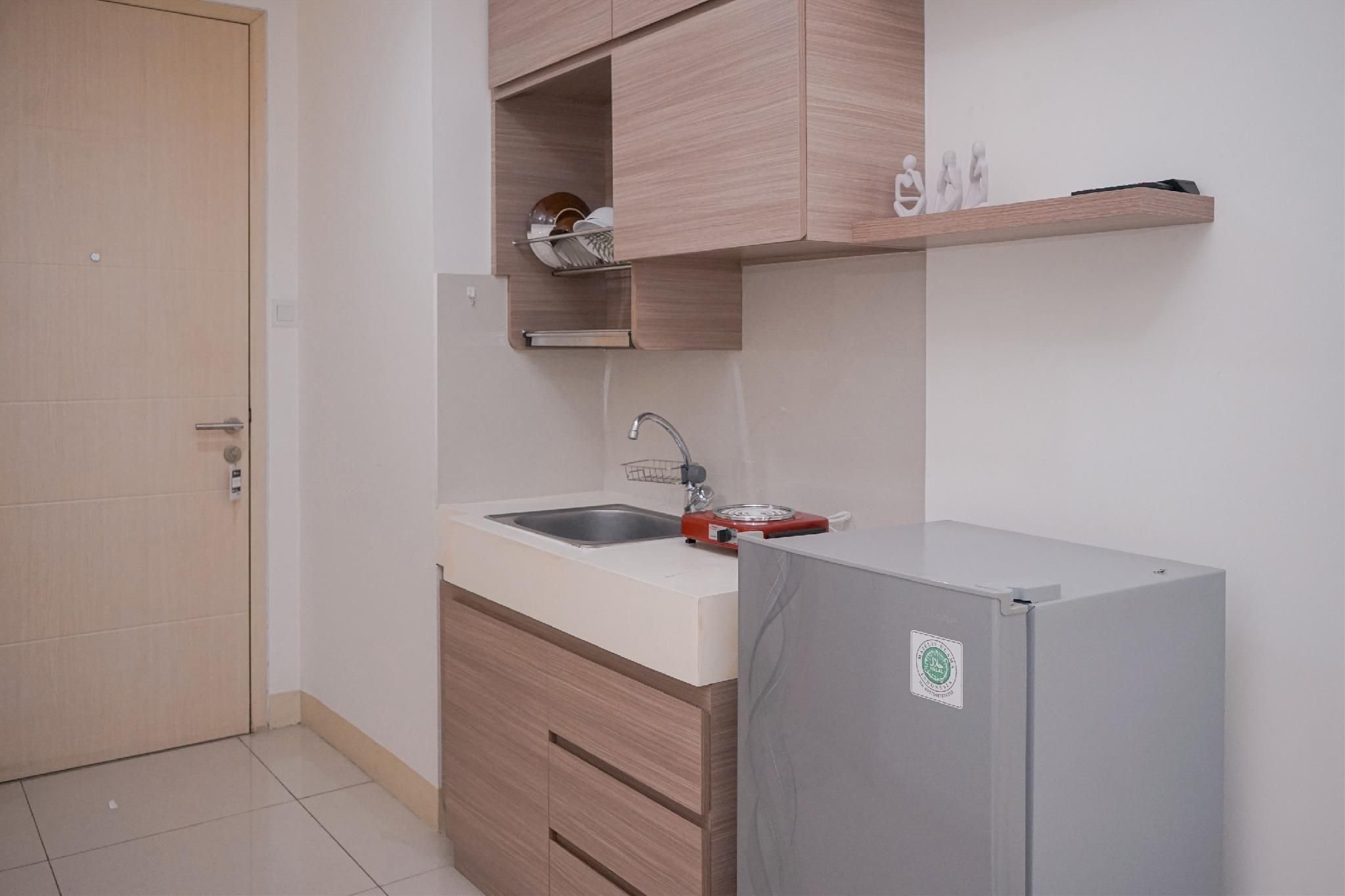 Modern Homey Studio Tree Park City BSD By Travelio