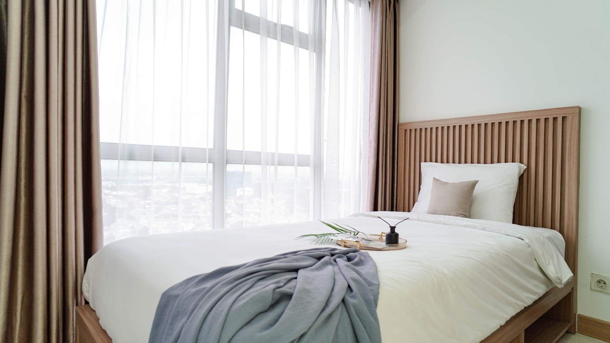 Modern Look 2BR M-Town Residence Apt By Travelio