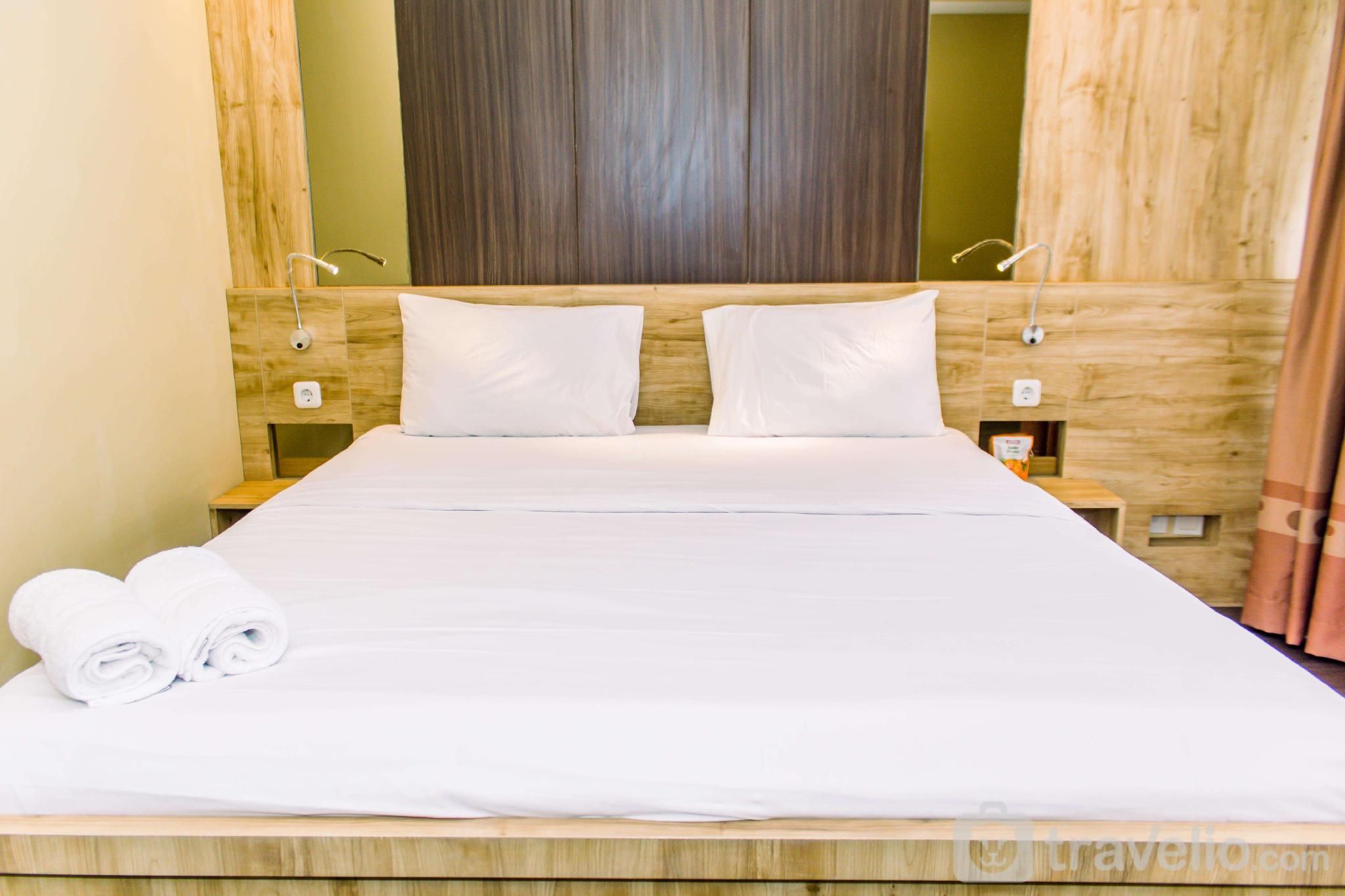 Nice Elegant Studio Atria Residence By Travelio