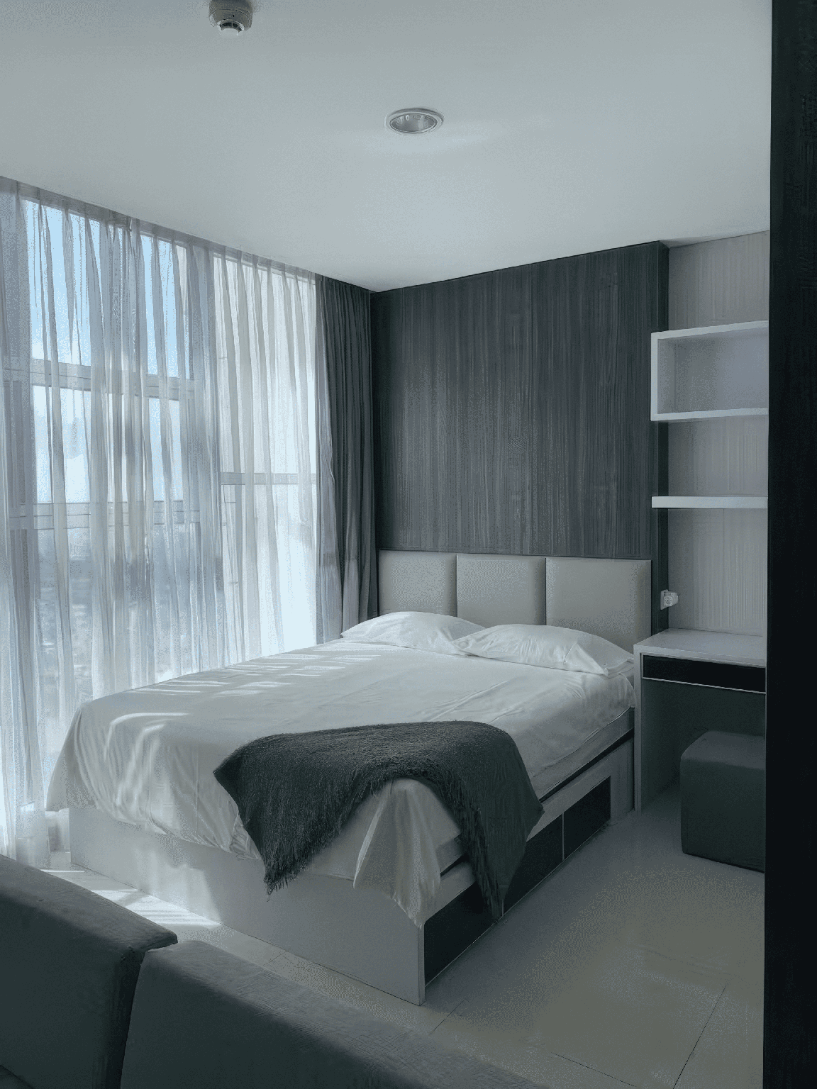 One Bedroom Apartment
