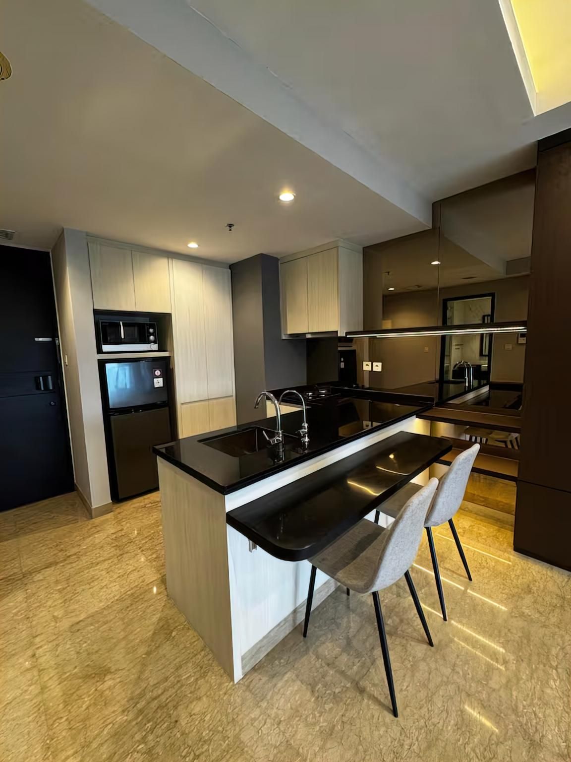 One Bedroom Apartment