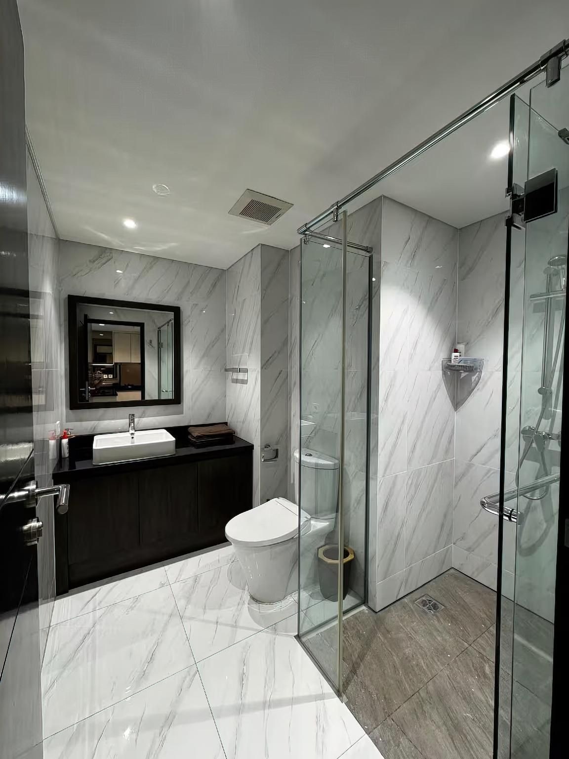 One Bedroom Apartment