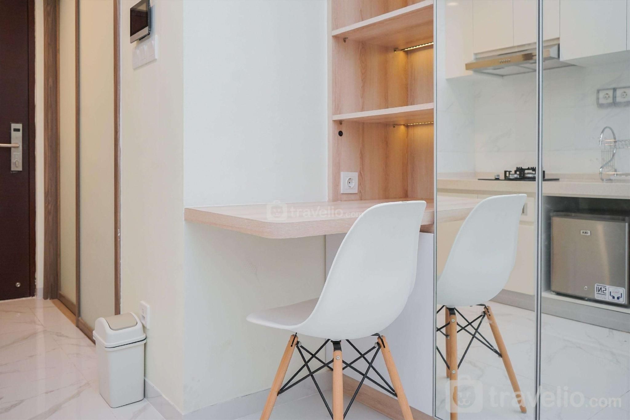 Cozy Stay Simply Studio Sky House BSD By Travelio