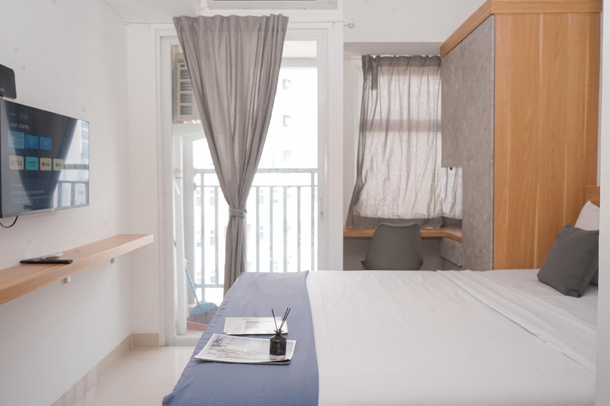 Cozy Homey Studio Serpong Garden Apt By Travelio