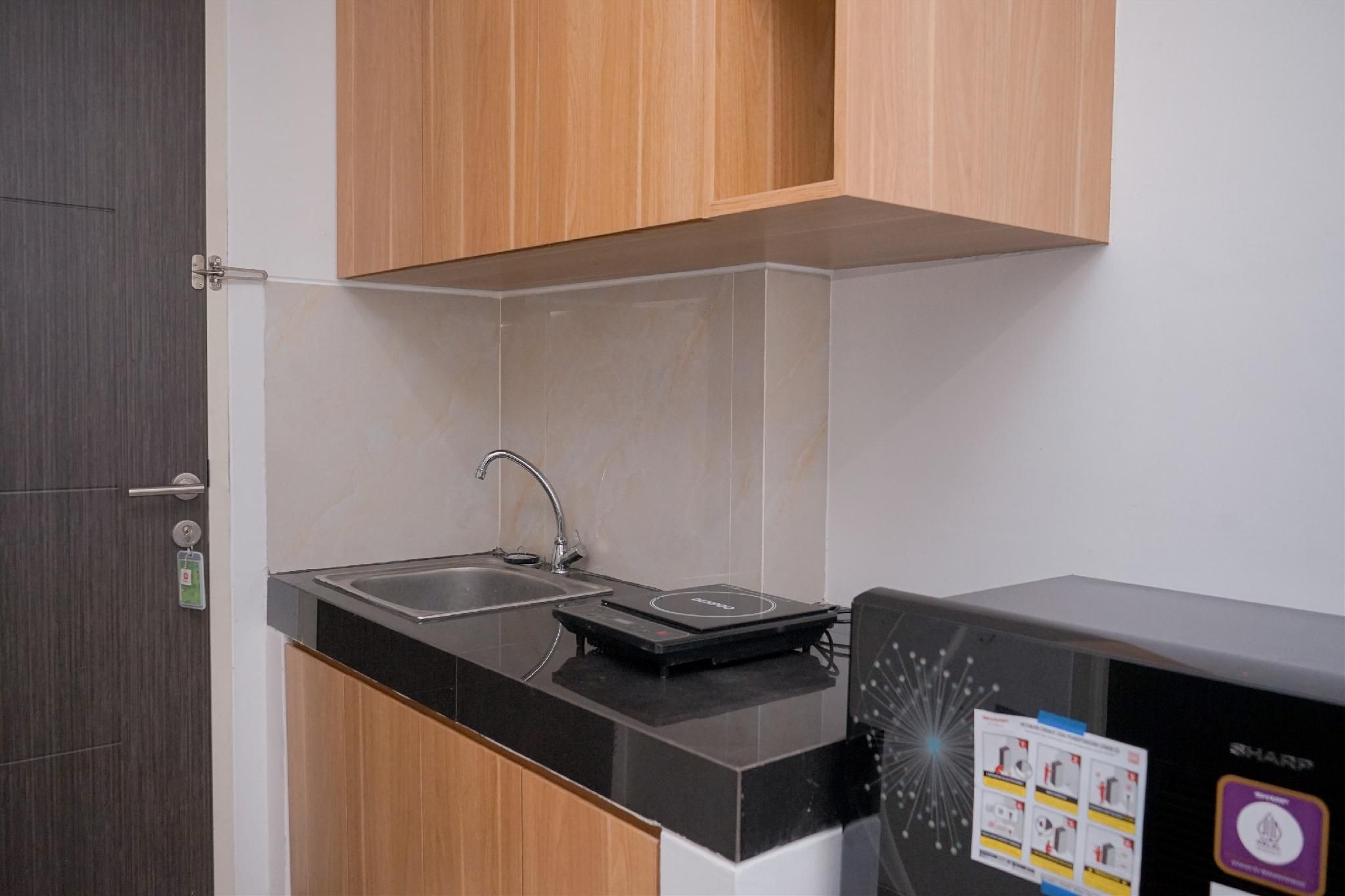 Cozy Homey Studio Serpong Garden Apt By Travelio