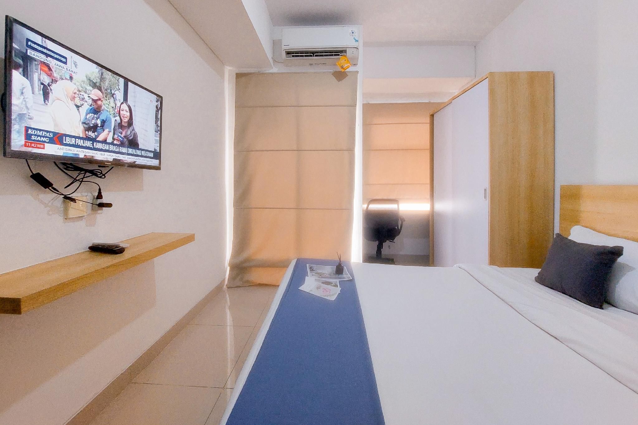 Cozy Studio Serpong Room Garden By Travelio