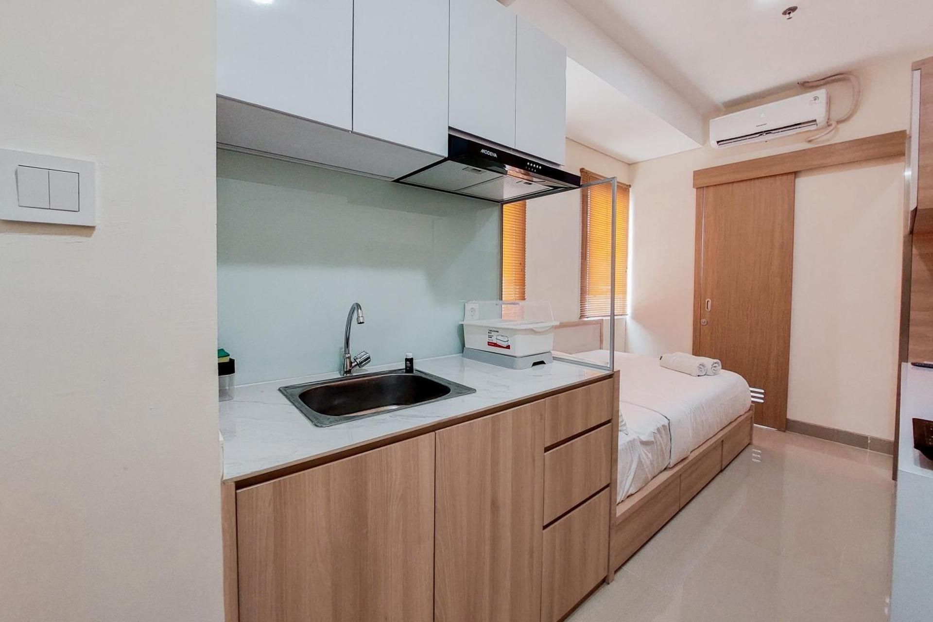 Studio Apartment
