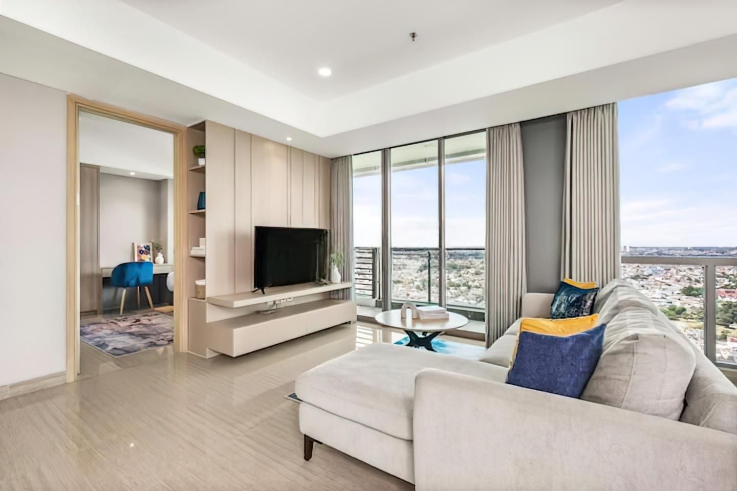 Fairview House - Luxstay near Airport