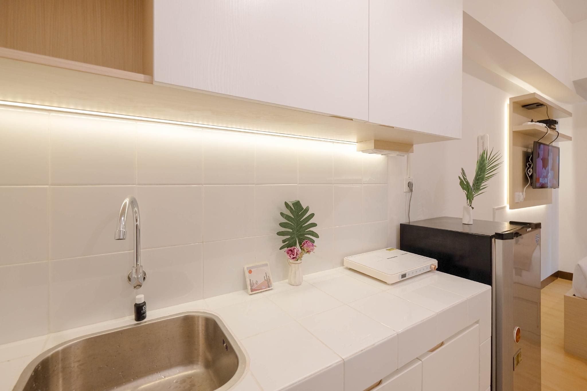 Furnished Tokyo Riverside PIK 2 Studio By Travelio