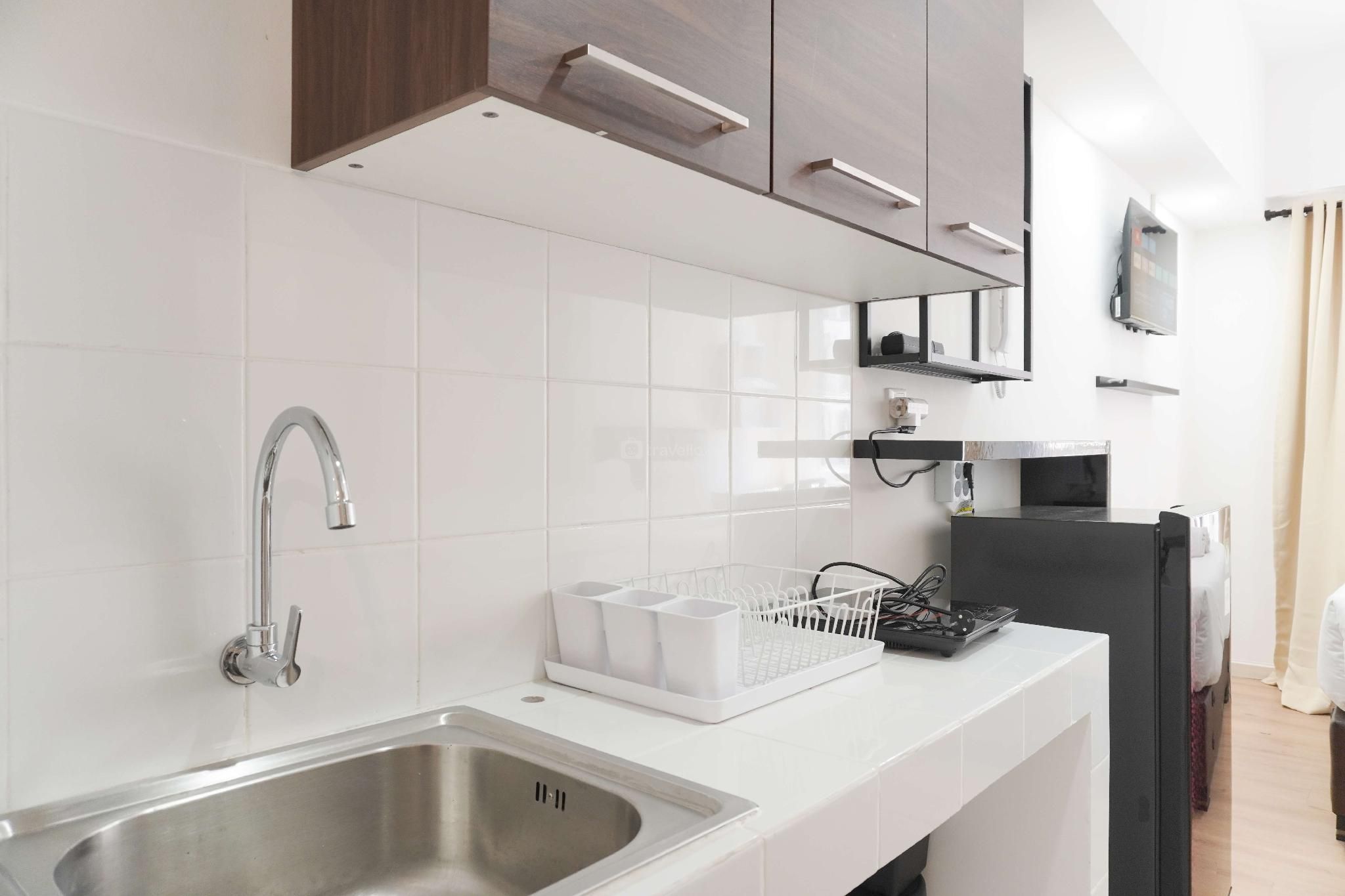 Studio Apt Well Tokyo Riverside PIK 2 By Travelio