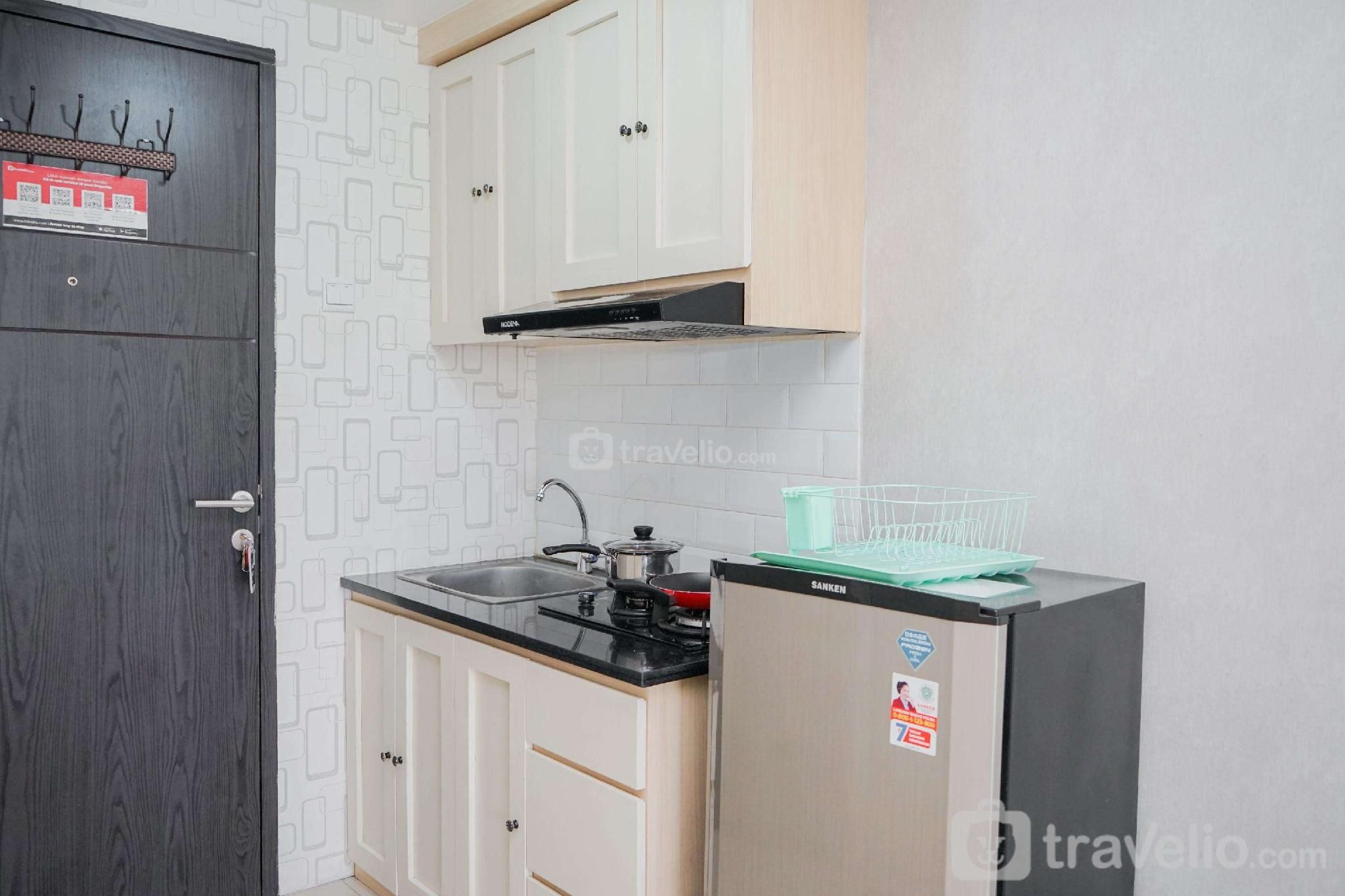 Gaudy Studio at Baileys Apartment by Travelio