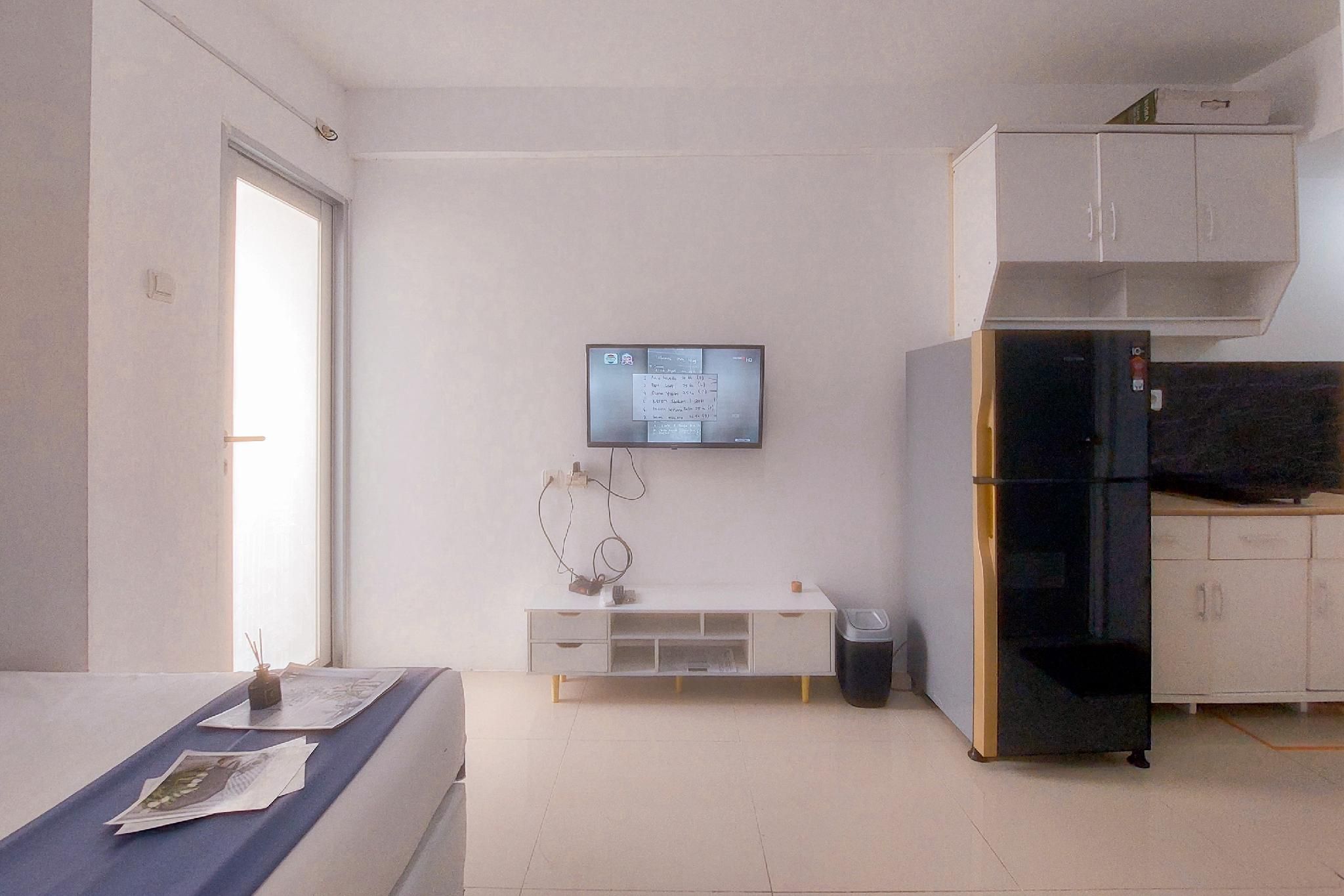Homey Restful Studio Urbantown Serpong By Travelio