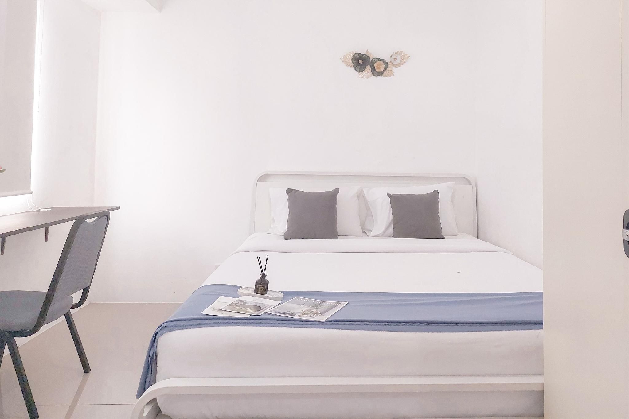 Relaxing Studio Urbantown Serpong Apt By Travelio