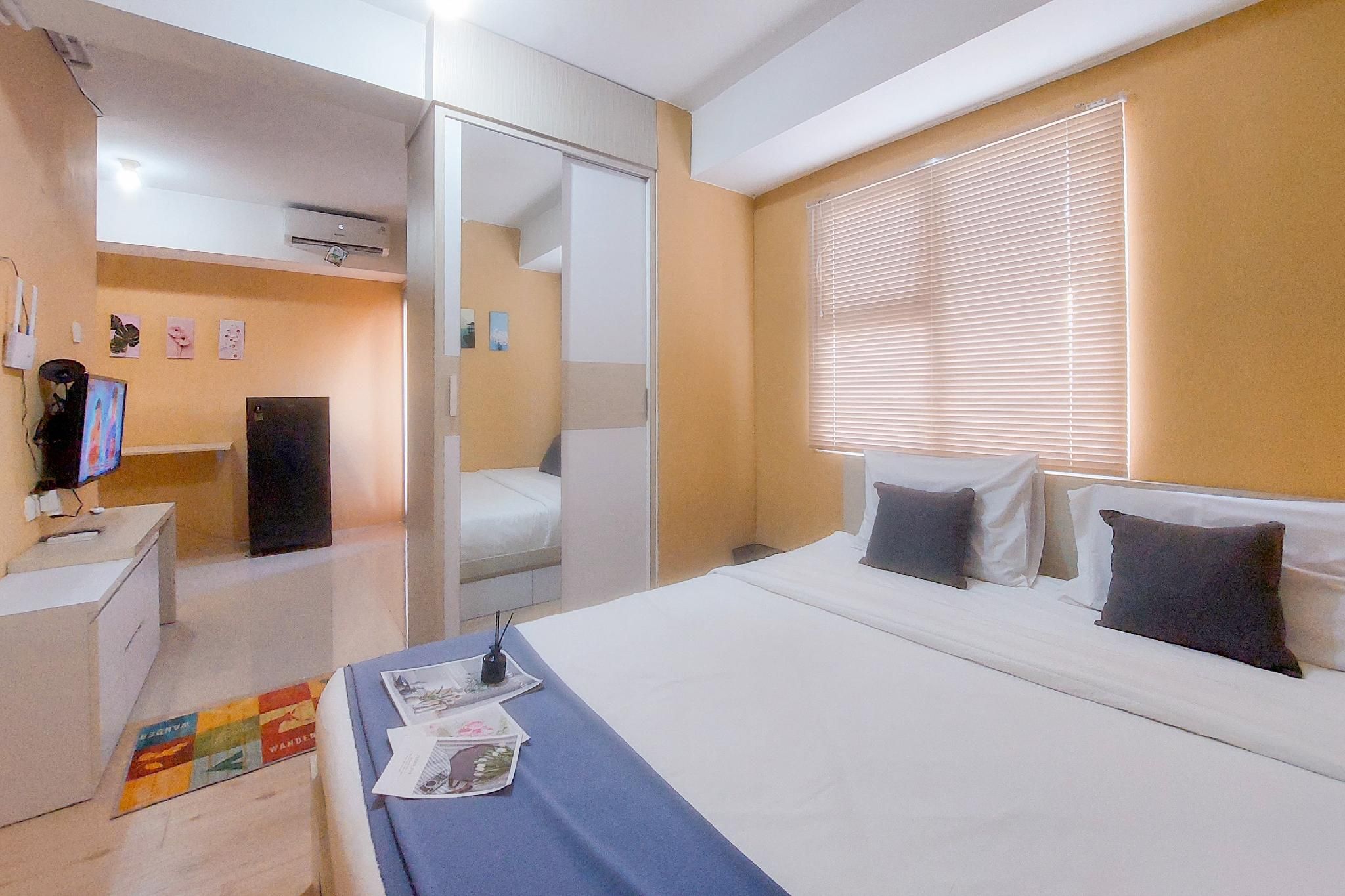 Comfy Studio at Urbantown Serpong By Travelio