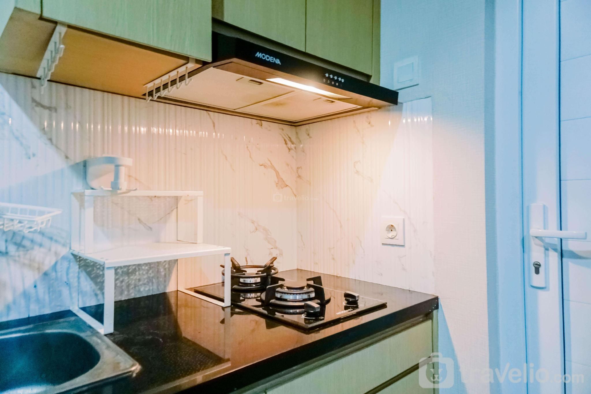 Comfort 2BR at Springwood Residence By Travelio