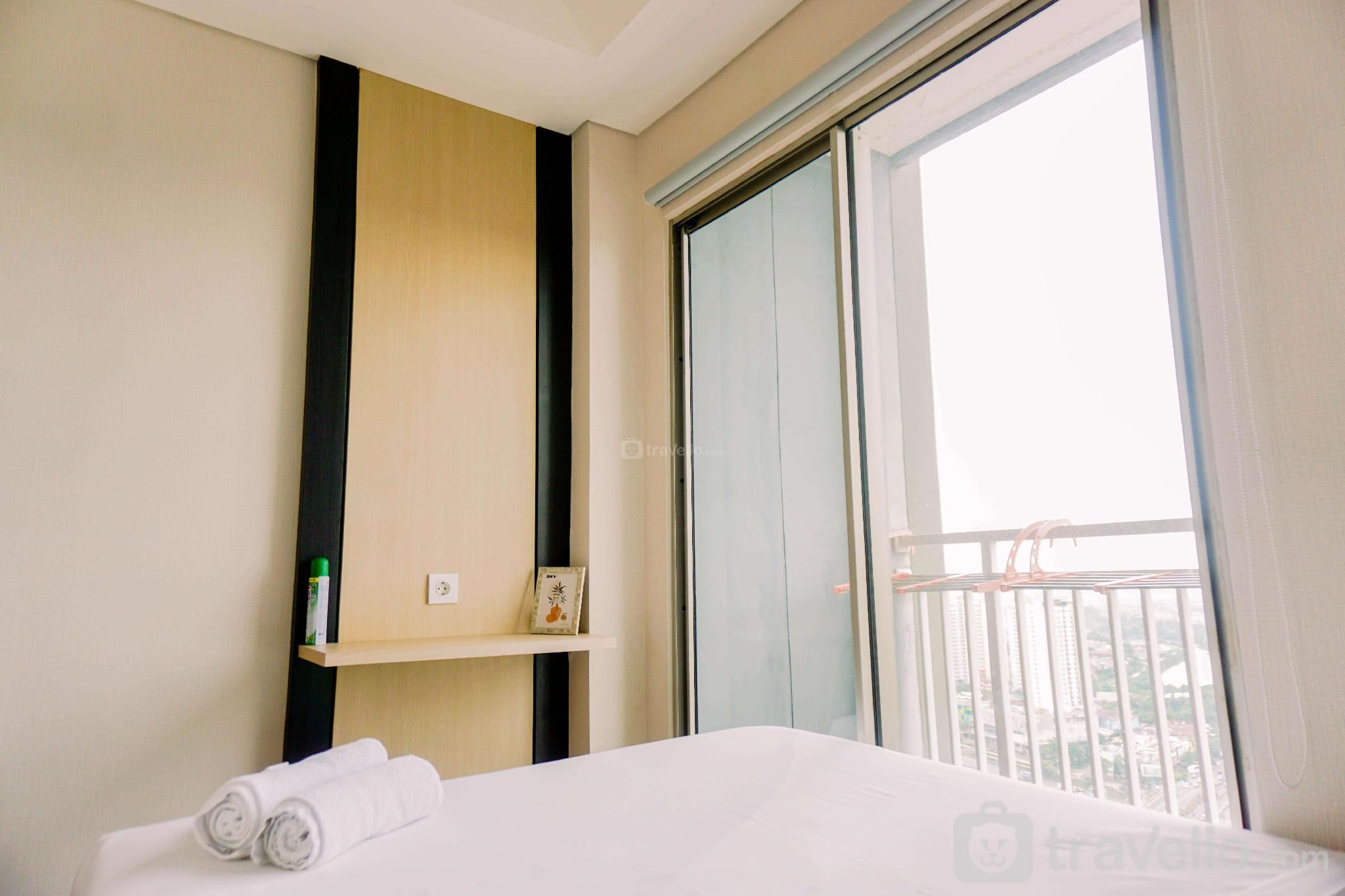 Comfort 2BR at Springwood Residence By Travelio