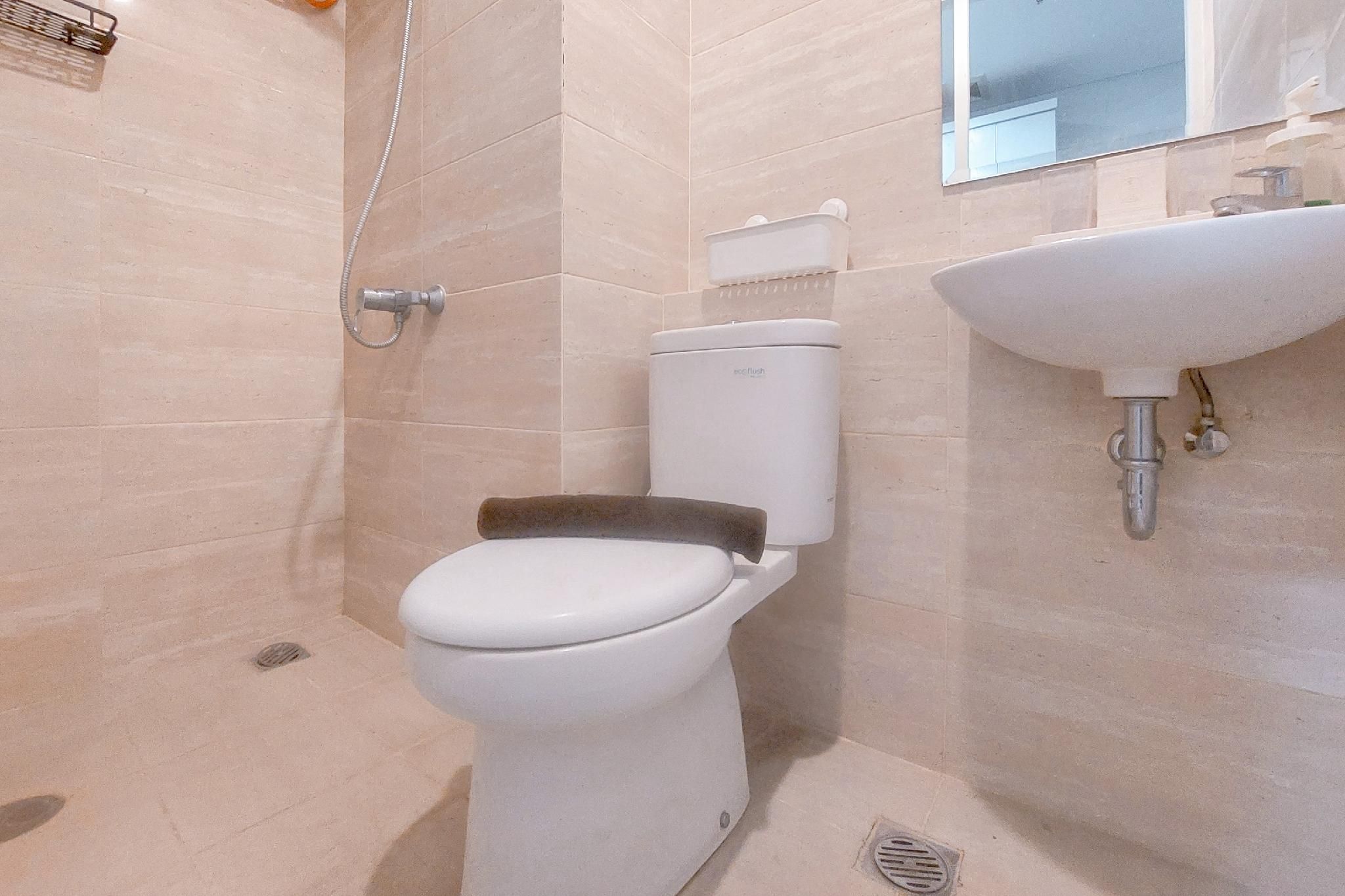 Modern Look Studio at Springwood Apt By Travelio