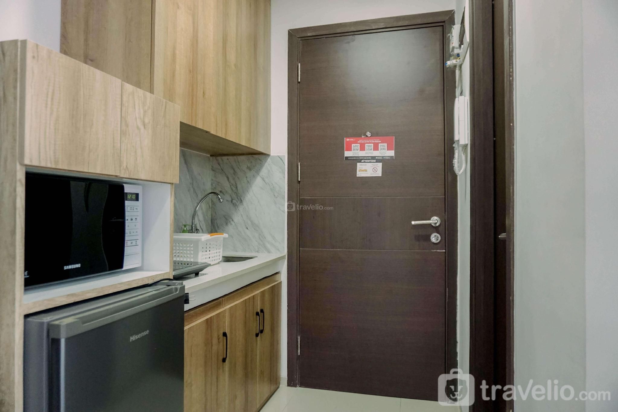Best Deal Studio Pacific Garden Alsut By Travelio