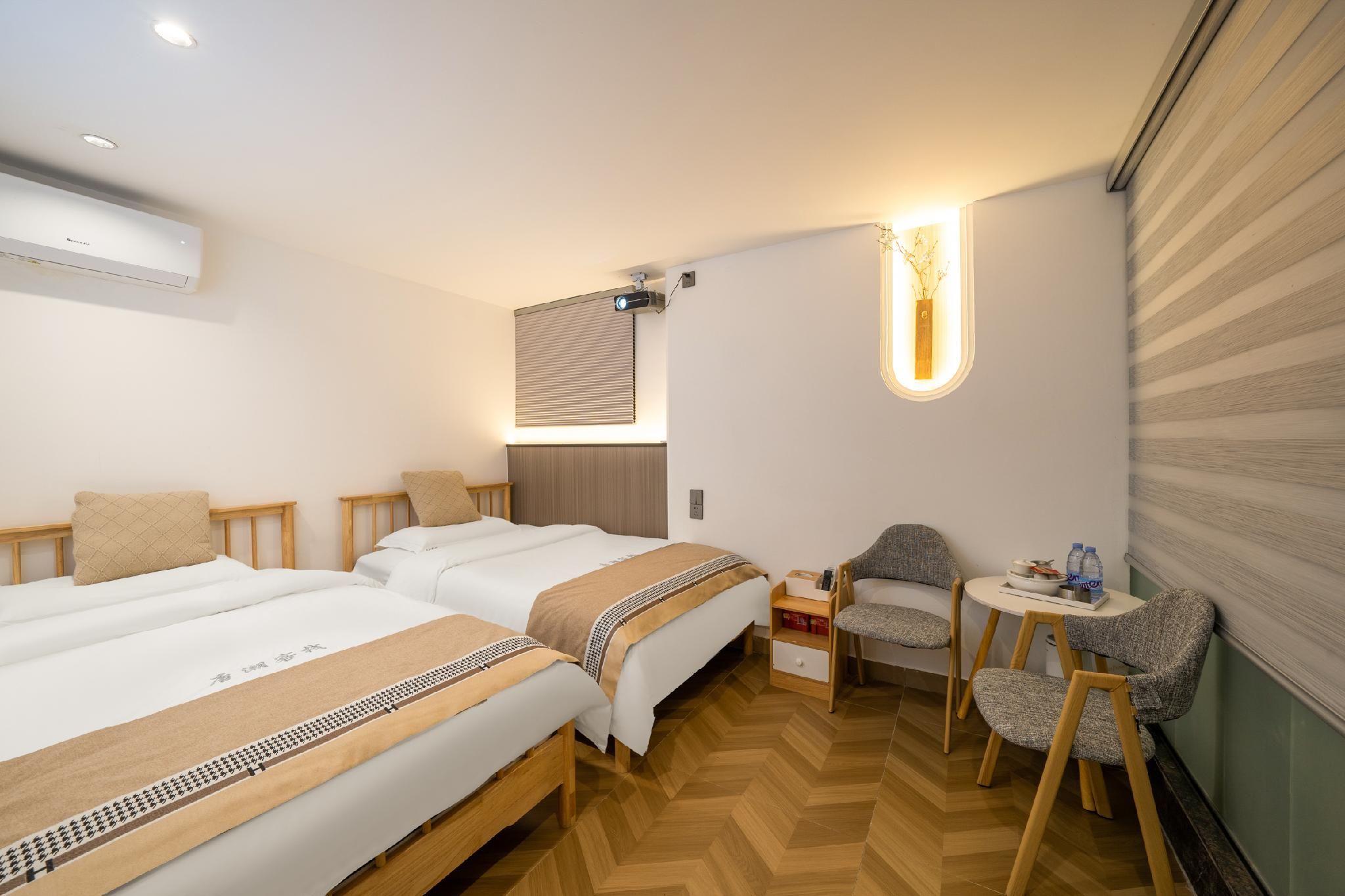 Twin Beds Standard Room