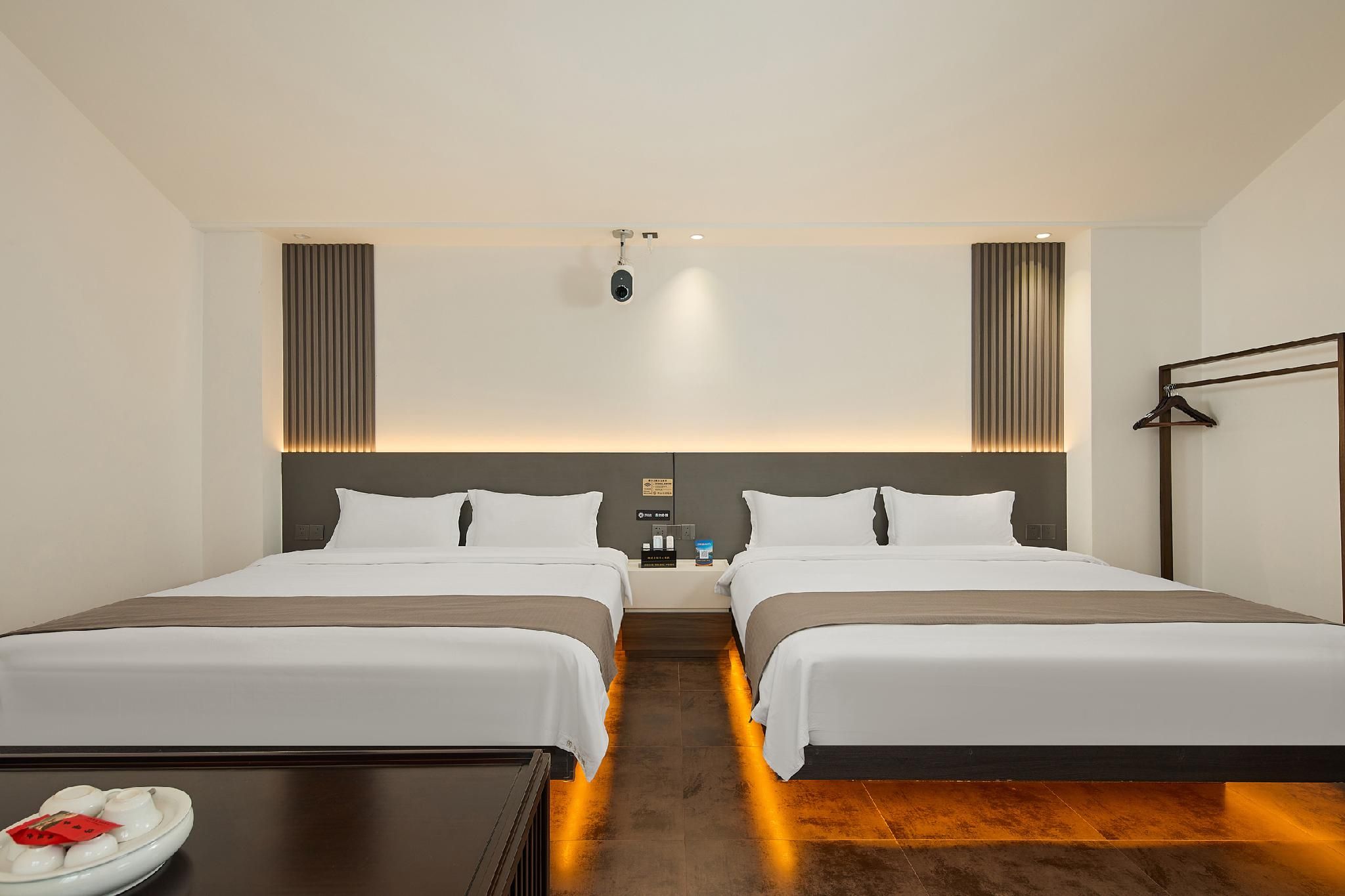 Deluxe Twin Room A
