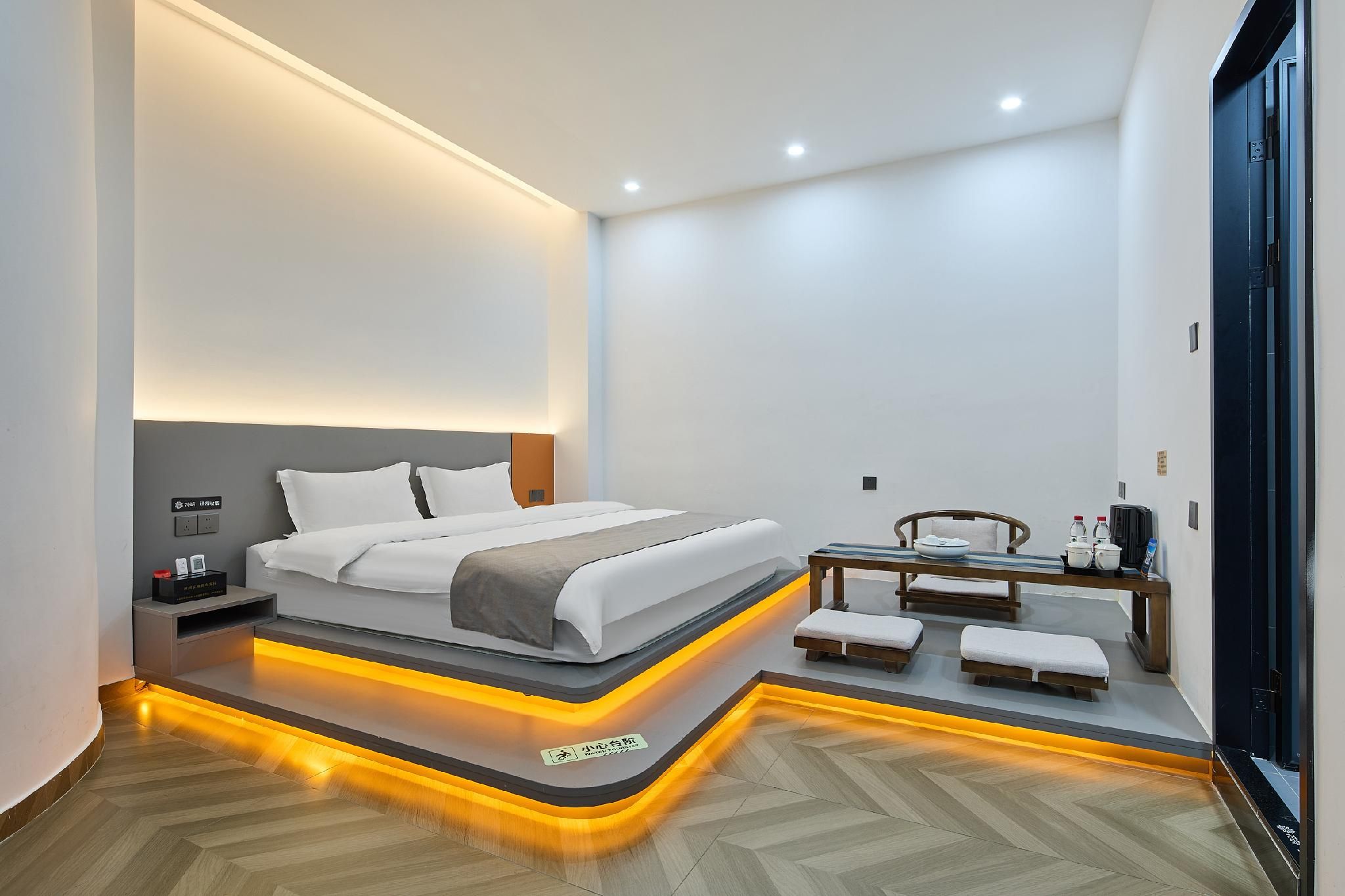 Tatami Queen Room