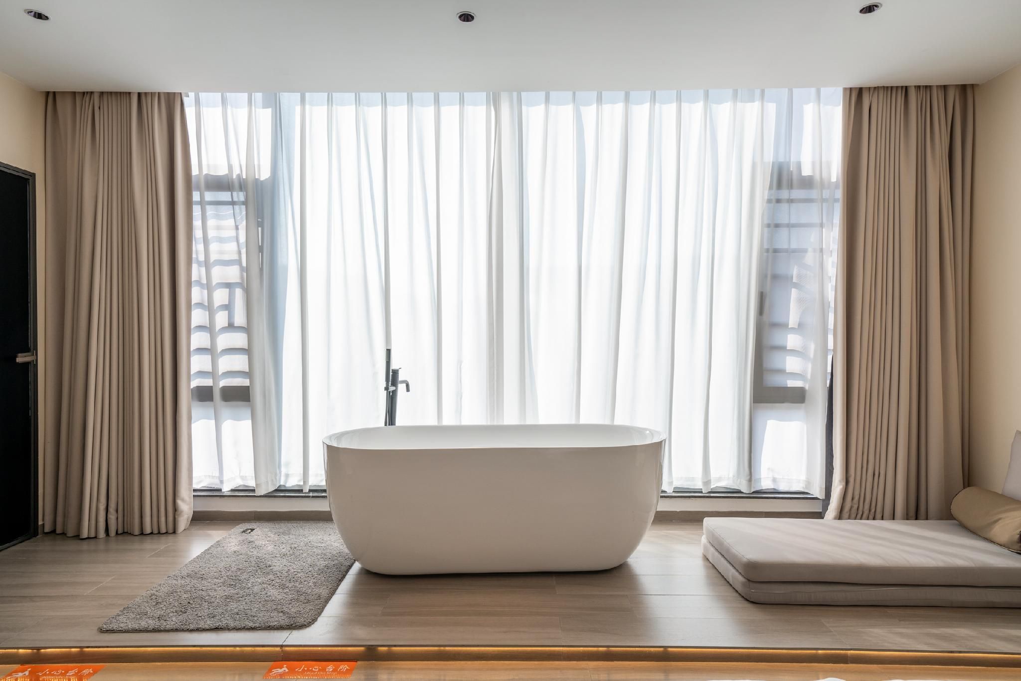 Garden Suite