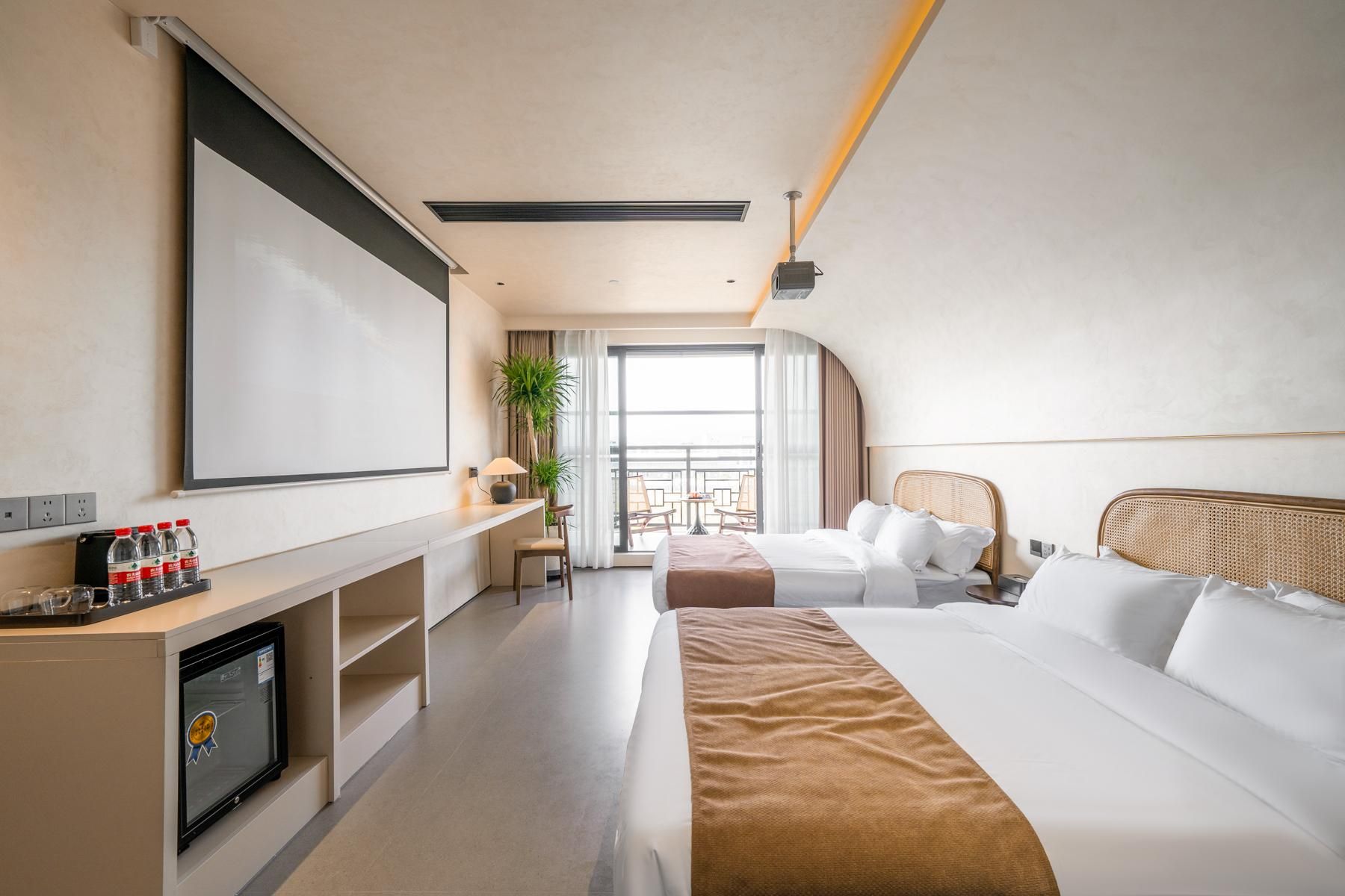 Landscape Twin Room
