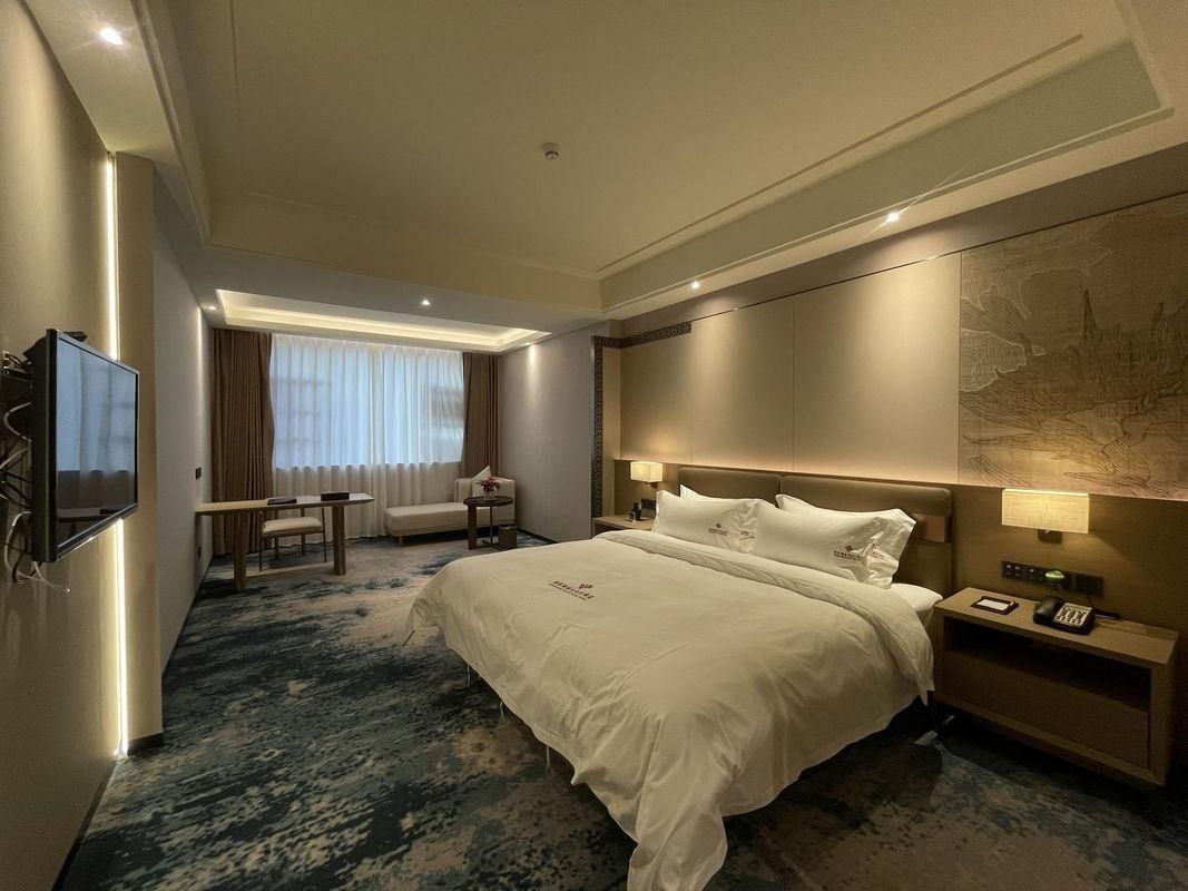 Queen Room with Garden View