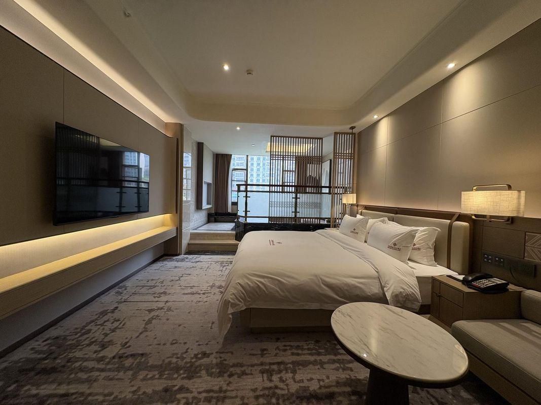 Executive Suite - Garden-View