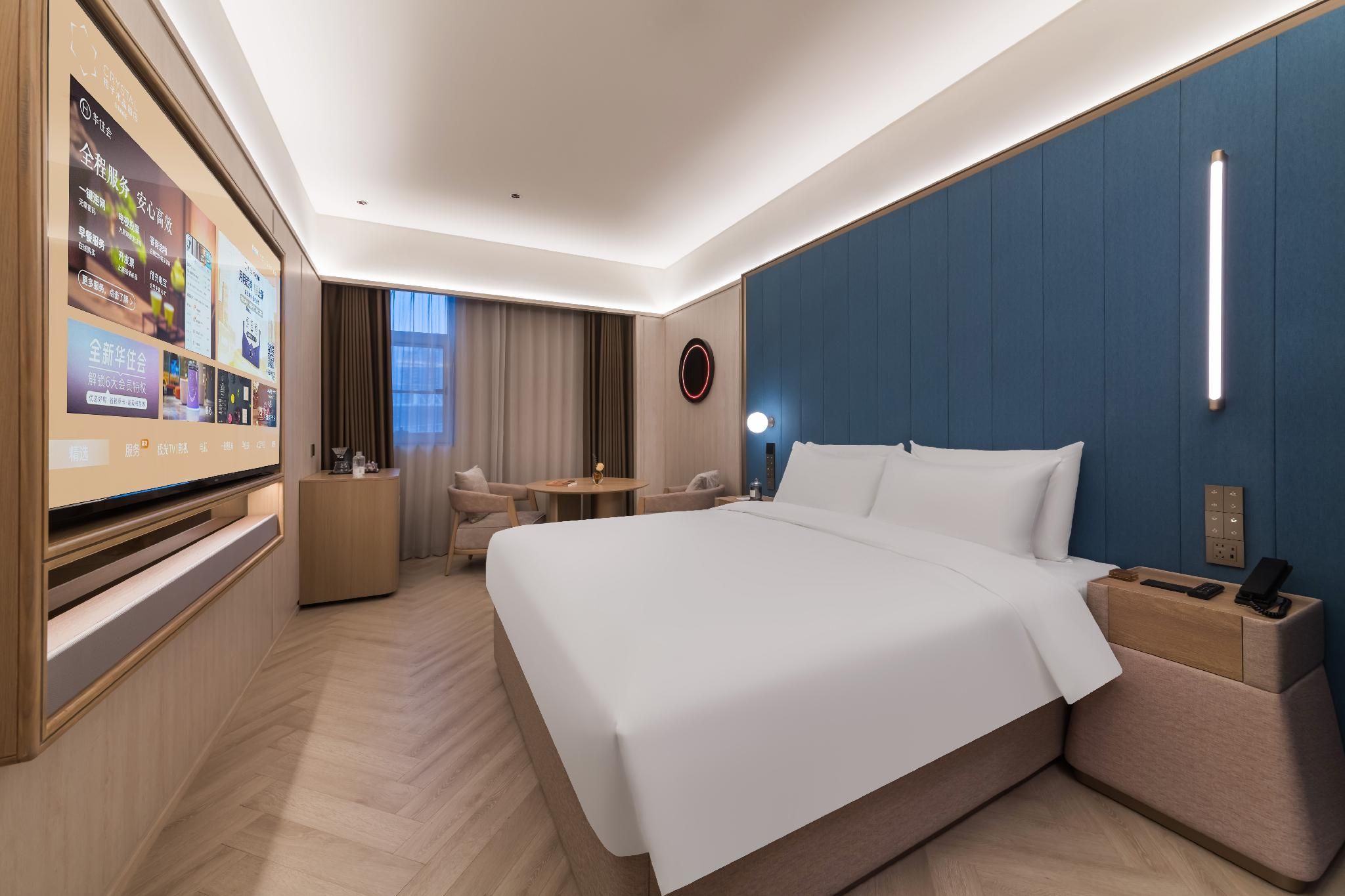 Hotel Queen Room