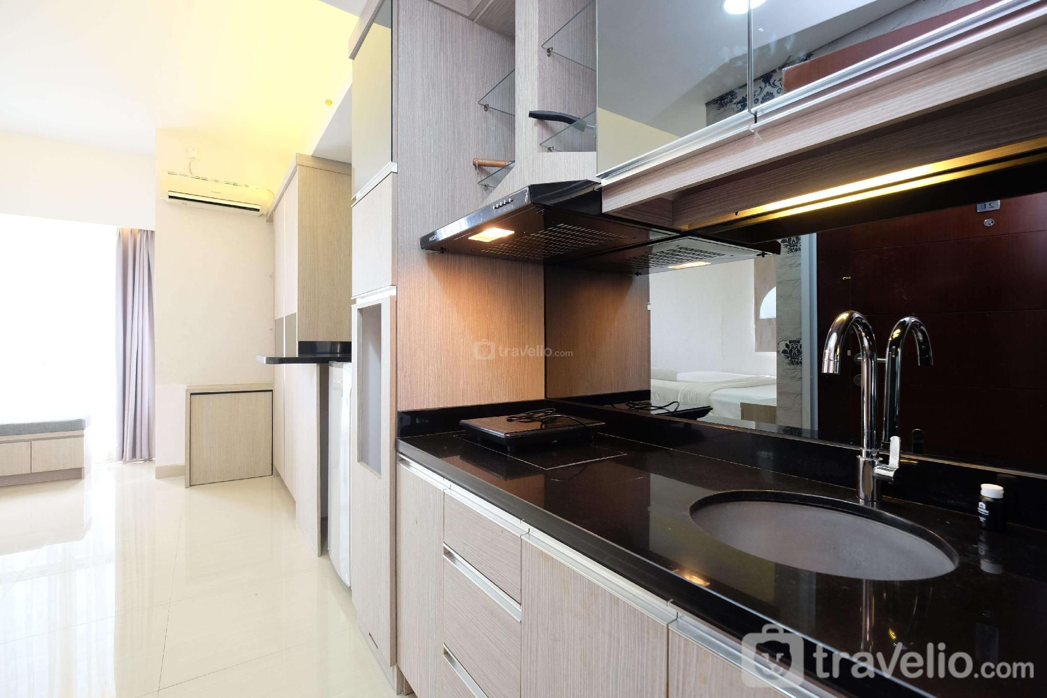 Homey Studio Taman Melati Margonda Apt By Travelio