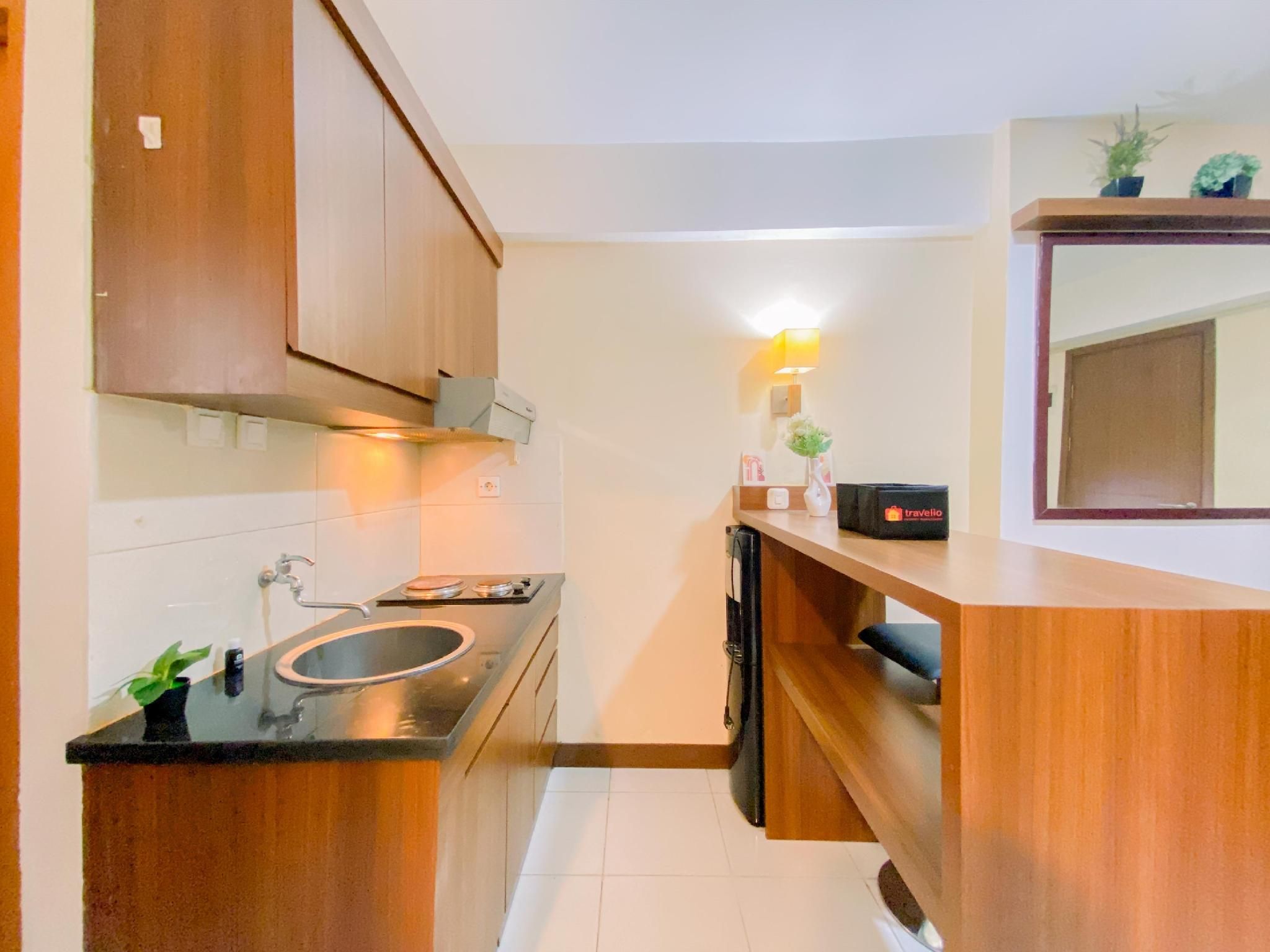 Homey Comfort Stay 2BR Cinere Resort By Travelio