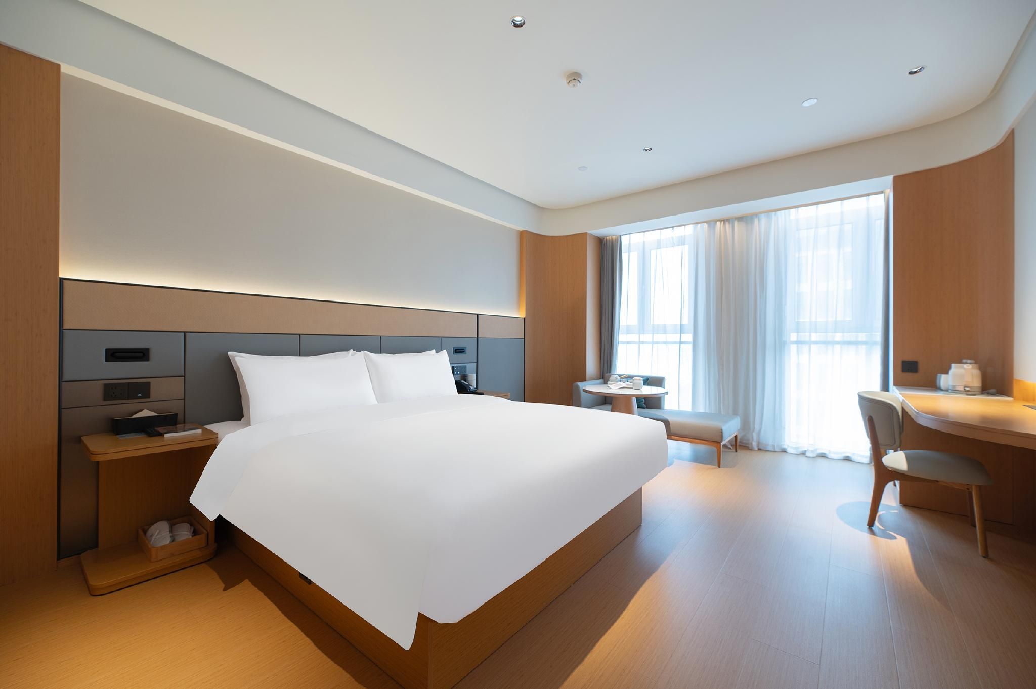 Huazhu - Superior BedRoom