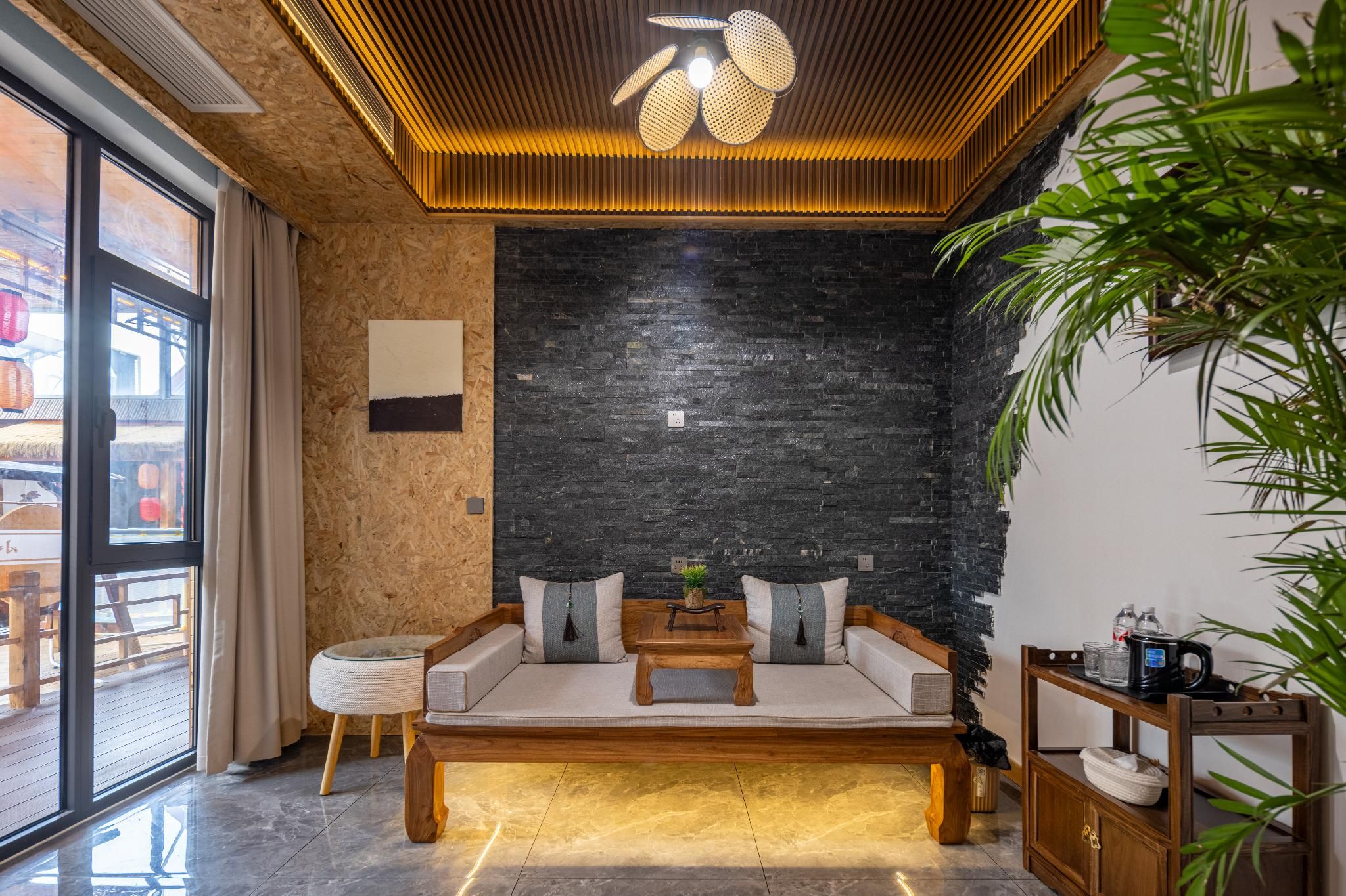 Floral Hotel Rizhao Shanhai Luoxi Homestay Hotel Suite Room 3